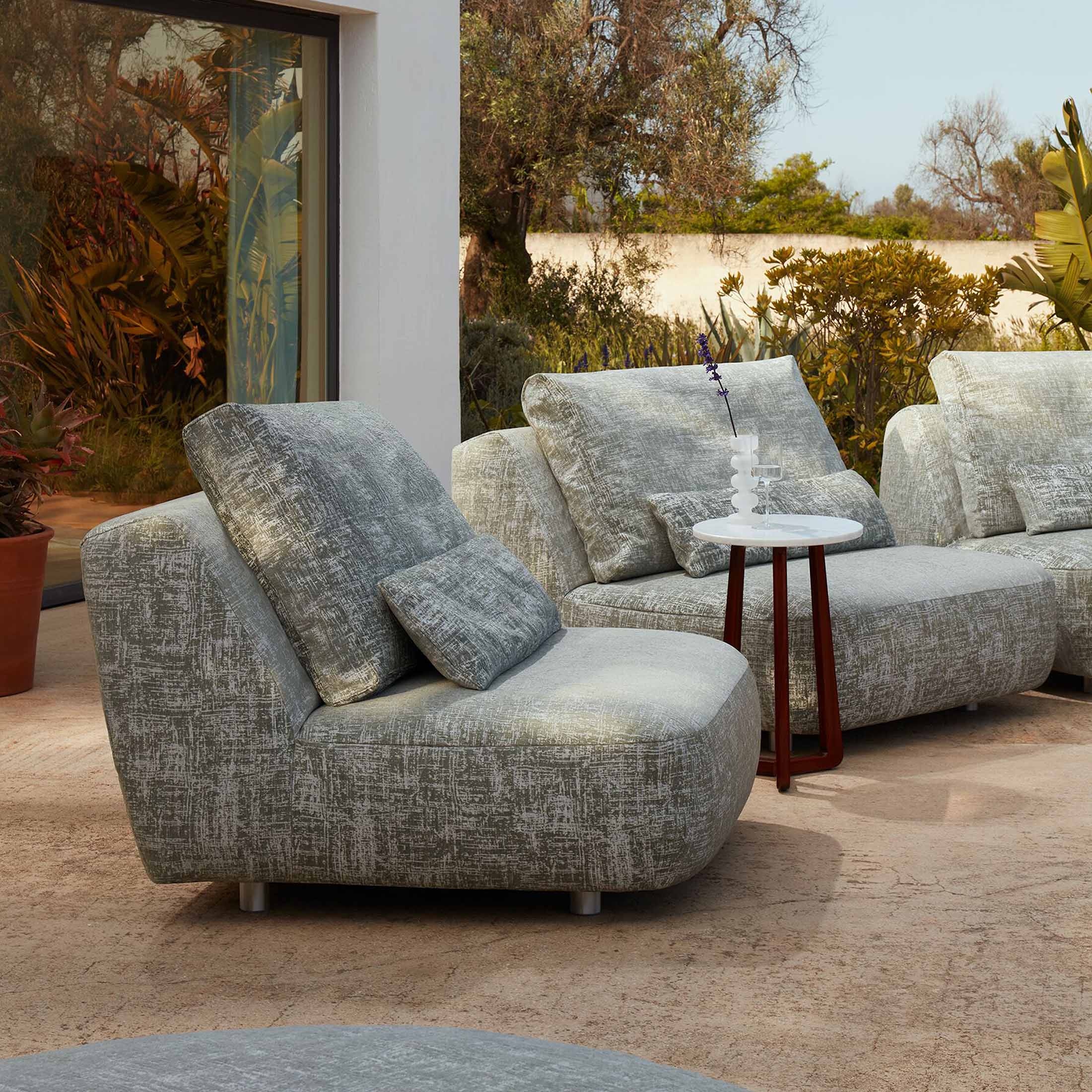 Mobile / Moonlight Sofa by Exteta