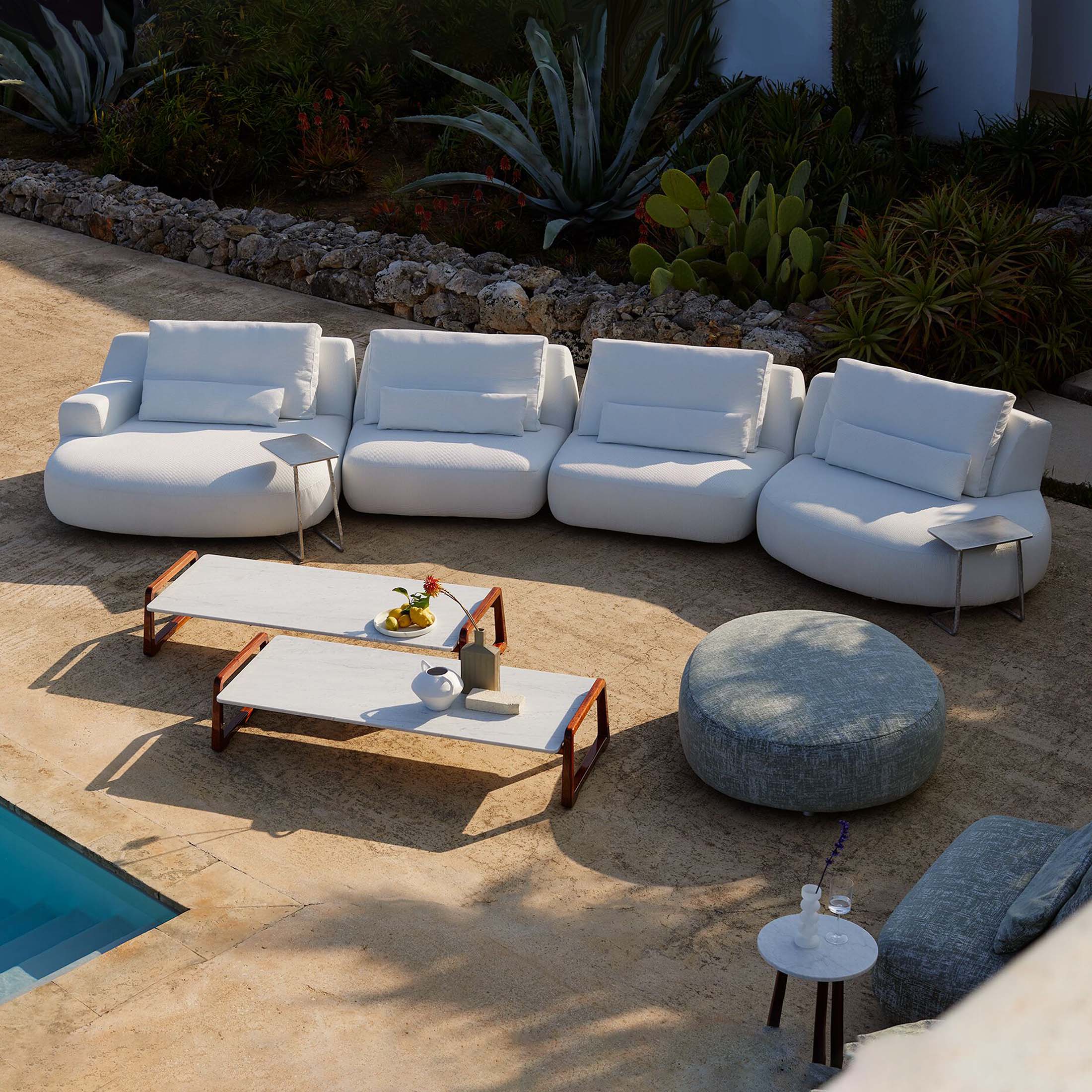 Mobile / Moonlight Sofa by Exteta