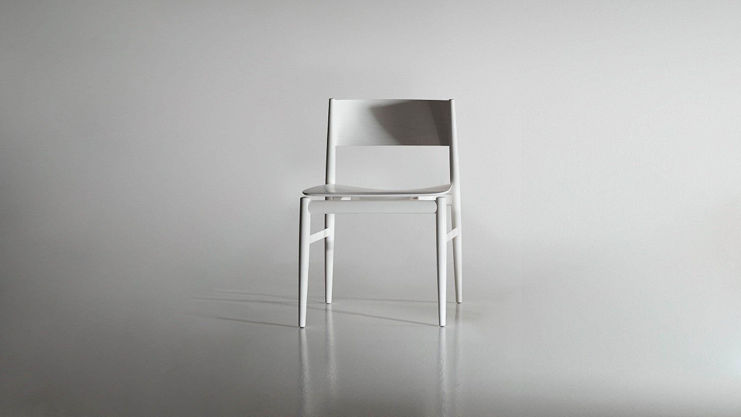 Desktop / Neve Dining Chair, designed by Piero Lissoni for Porro