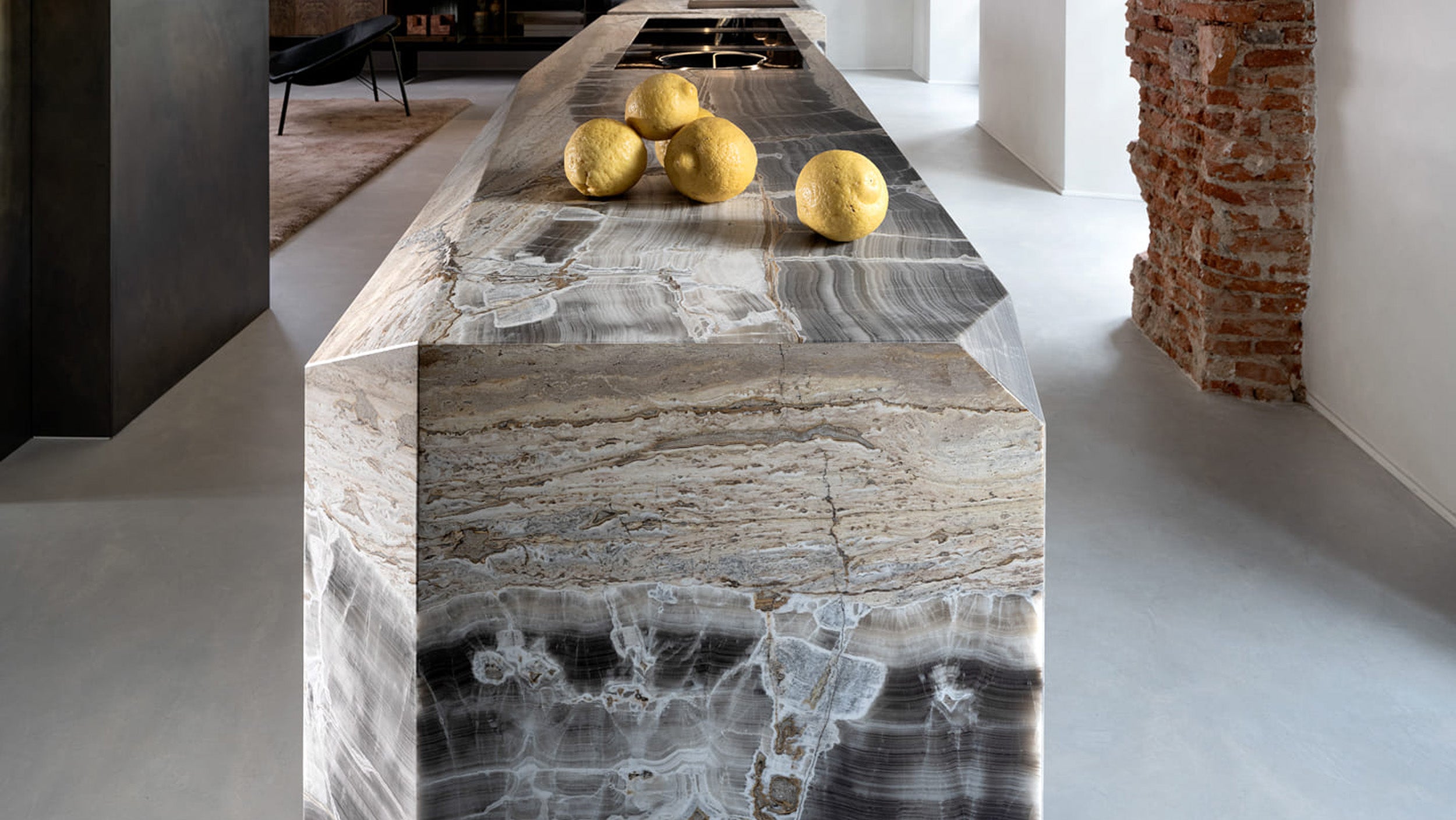 Desktop / Ozone L Island, designed by Massimo Castagna for Henge