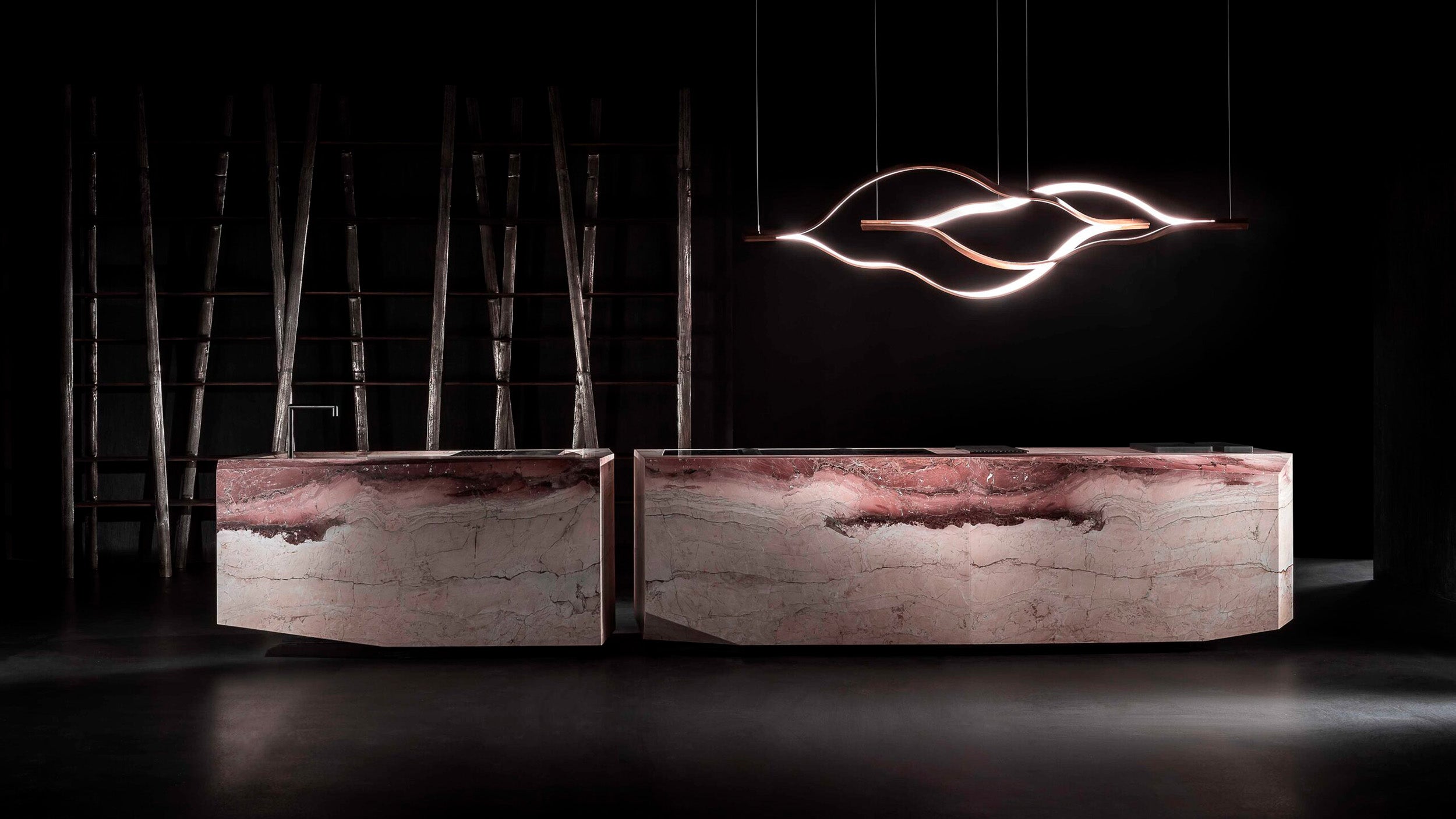 Desktop / Ozone L Island, designed by Massimo Castagna for Henge