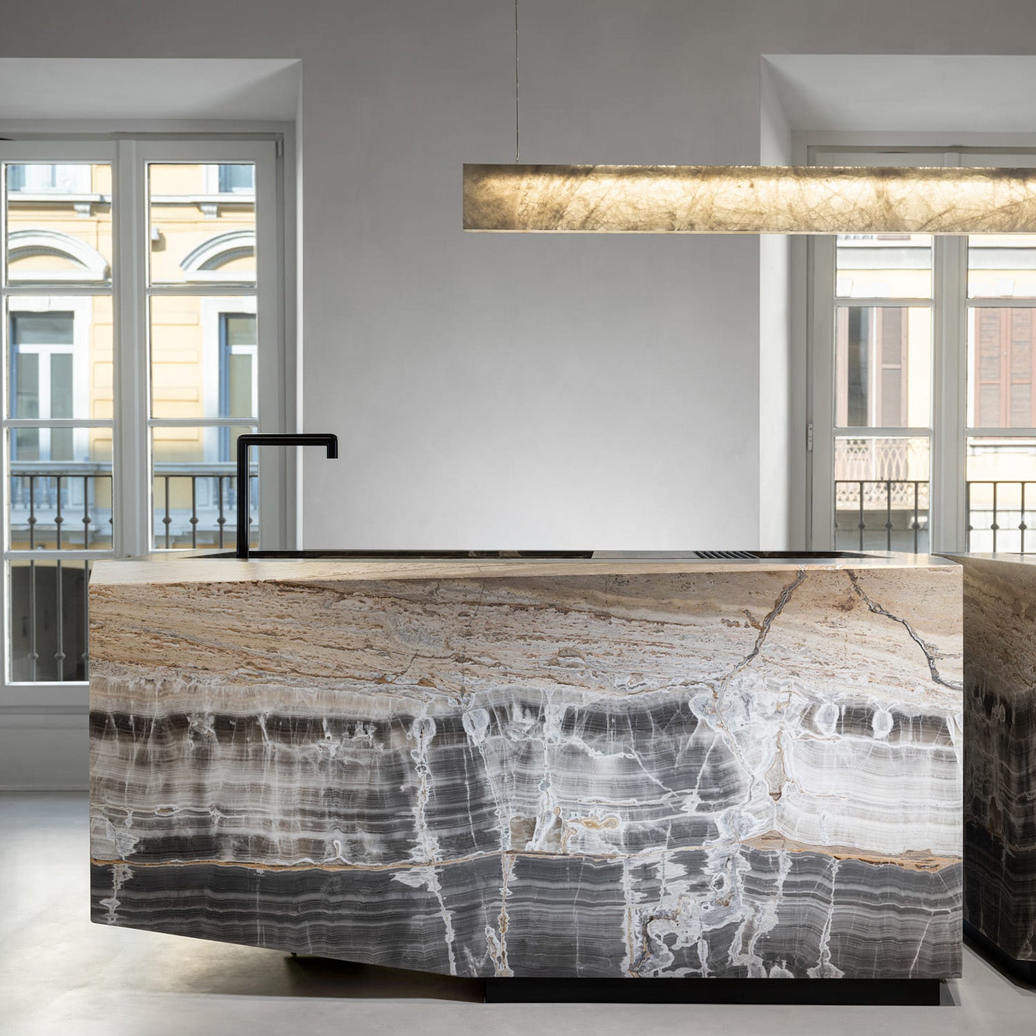 Mobile / Ozone L Island, designed by Massimo Castagna for Henge