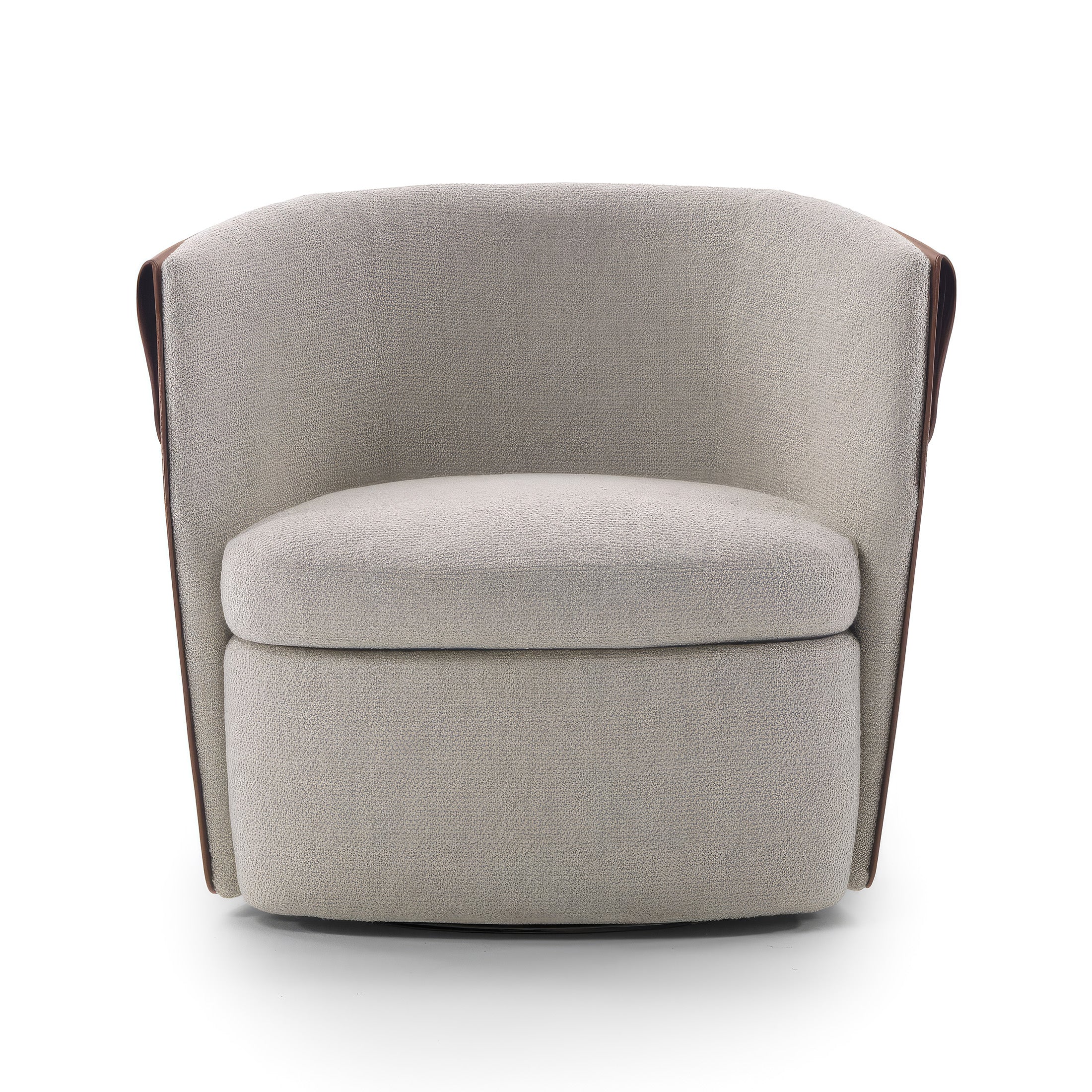 Ozzy Armchair
