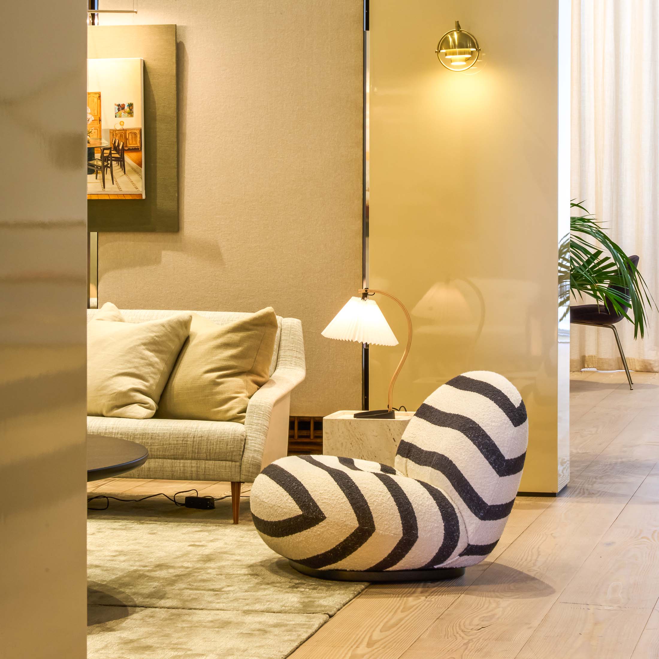 Mobile / Pacha Lounge Chair, designed by Pierre Paulin and made by Gubi