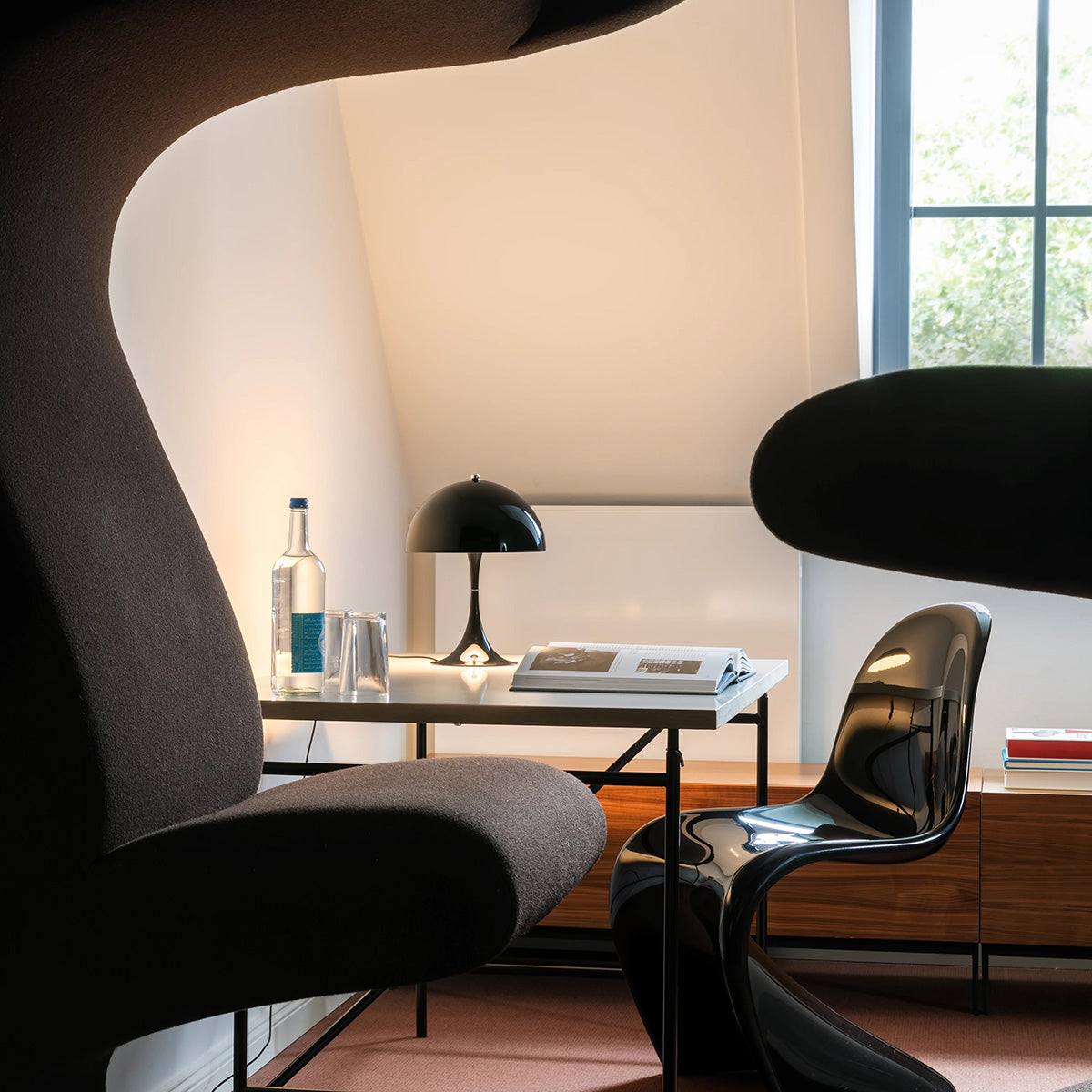Black / Mobile / Panthella 250 Portable Table Lamp, designed by Verner Panton and made by Louis Poulsen