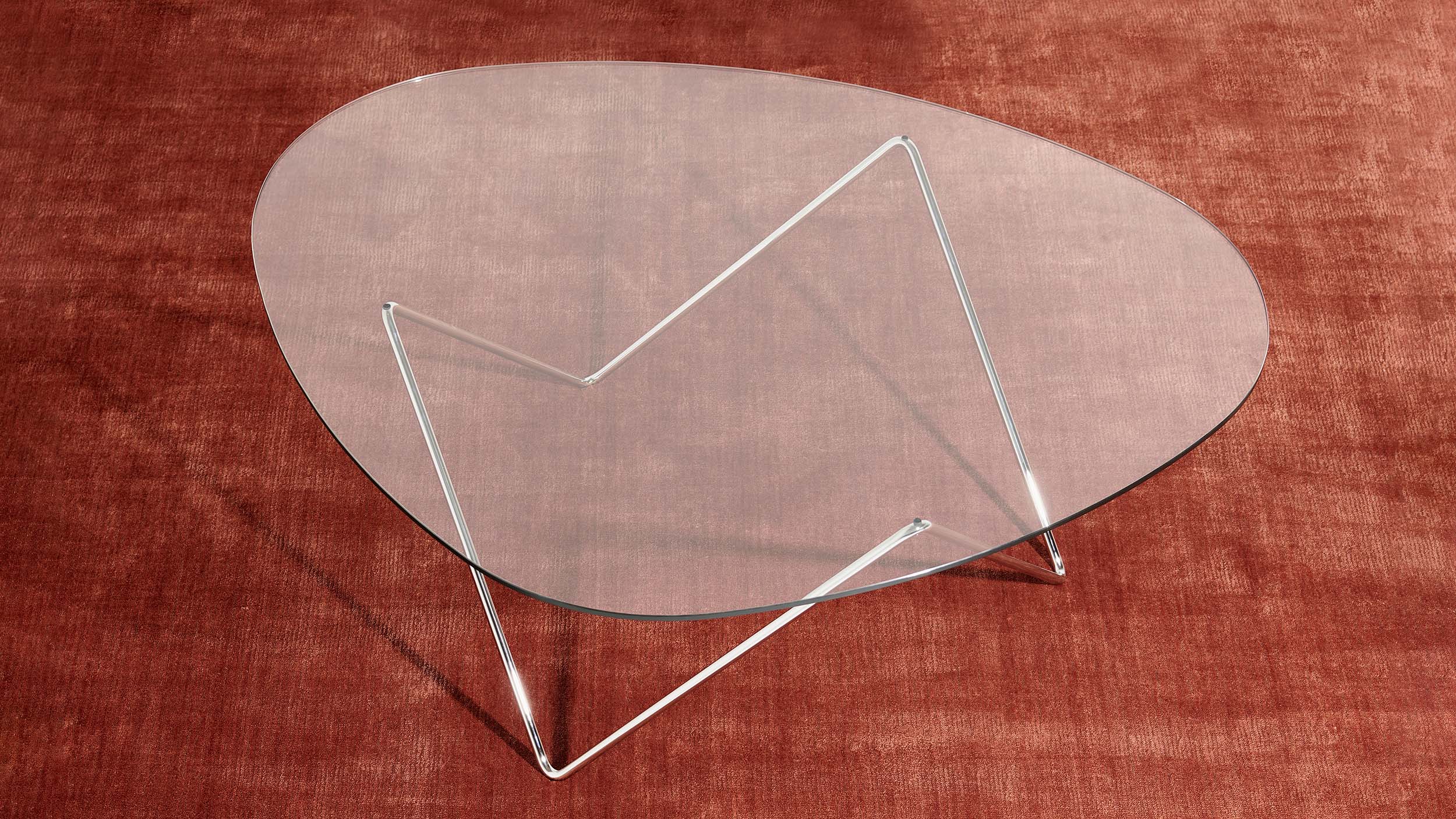 Desktop / Pedrera Coffee Table, designed by Barba Corsini and made by Gubi