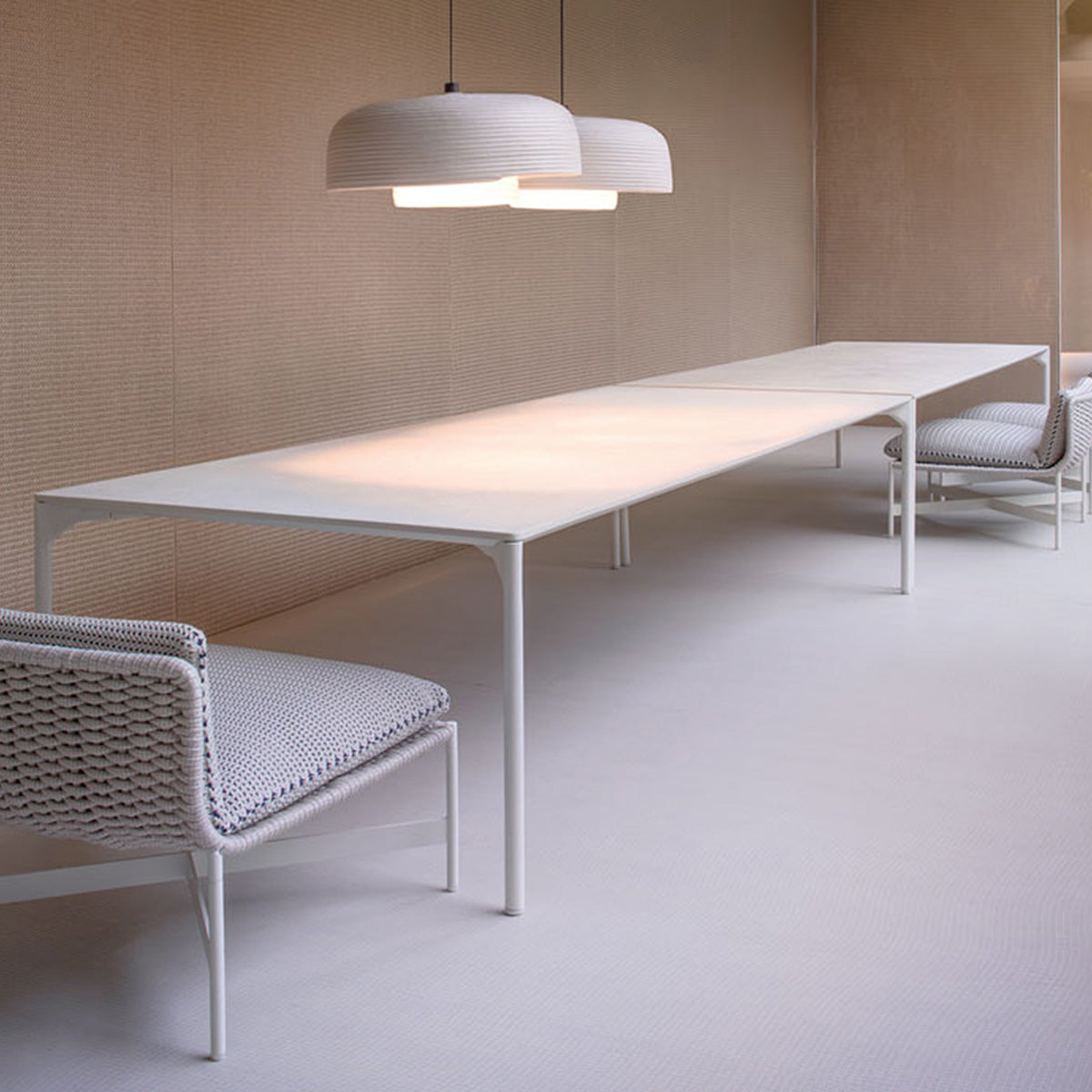 Mobile / Plano Outdoor Dining Table, designed by Francesco Rota for Paola Lenti