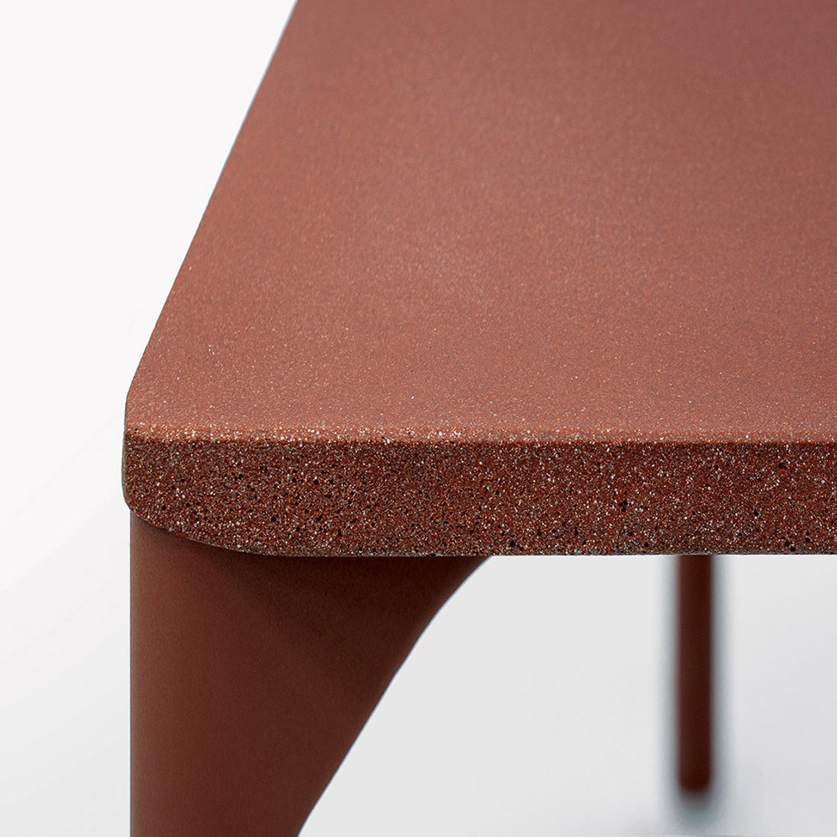 Mobile / Plano Outdoor Dining Table, designed by Francesco Rota for Paola Lenti