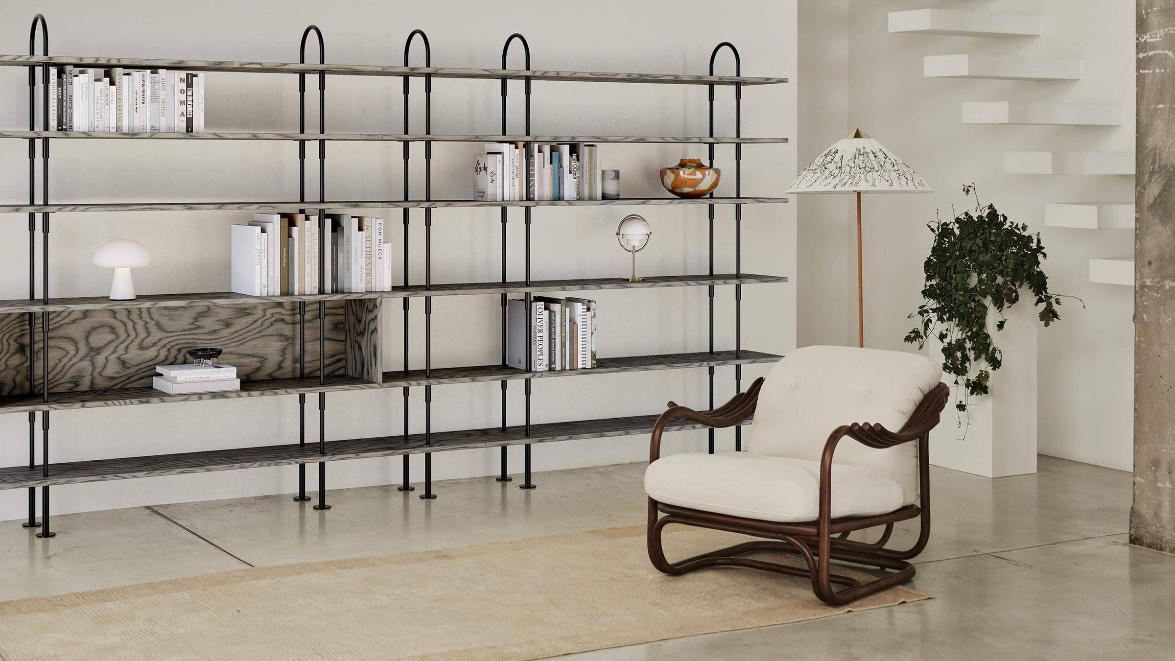 GUBI Lounge Chair Poltrona Tria Lounge Chair