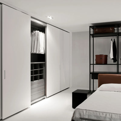 Pull-out sliding - Storage Closet by Porro