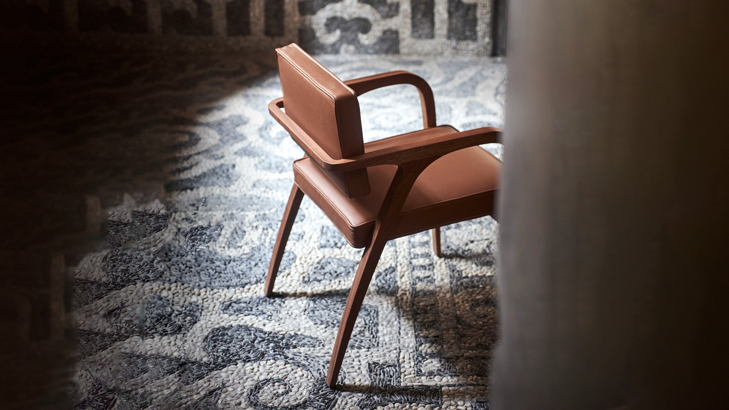 Desktop / Sedia 1938 by Exteta