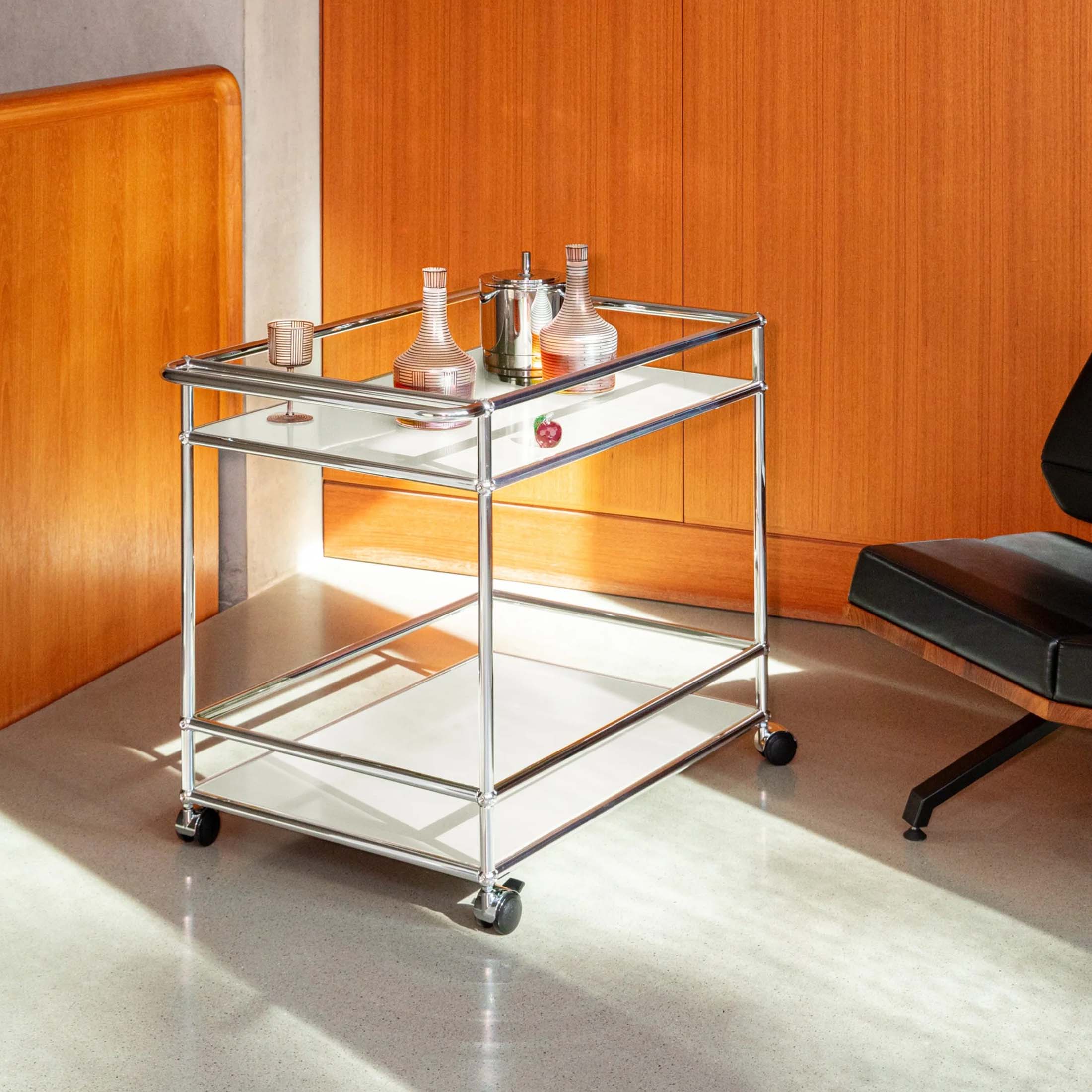 Mobile / Serving Cart (L18), made by USM Haller