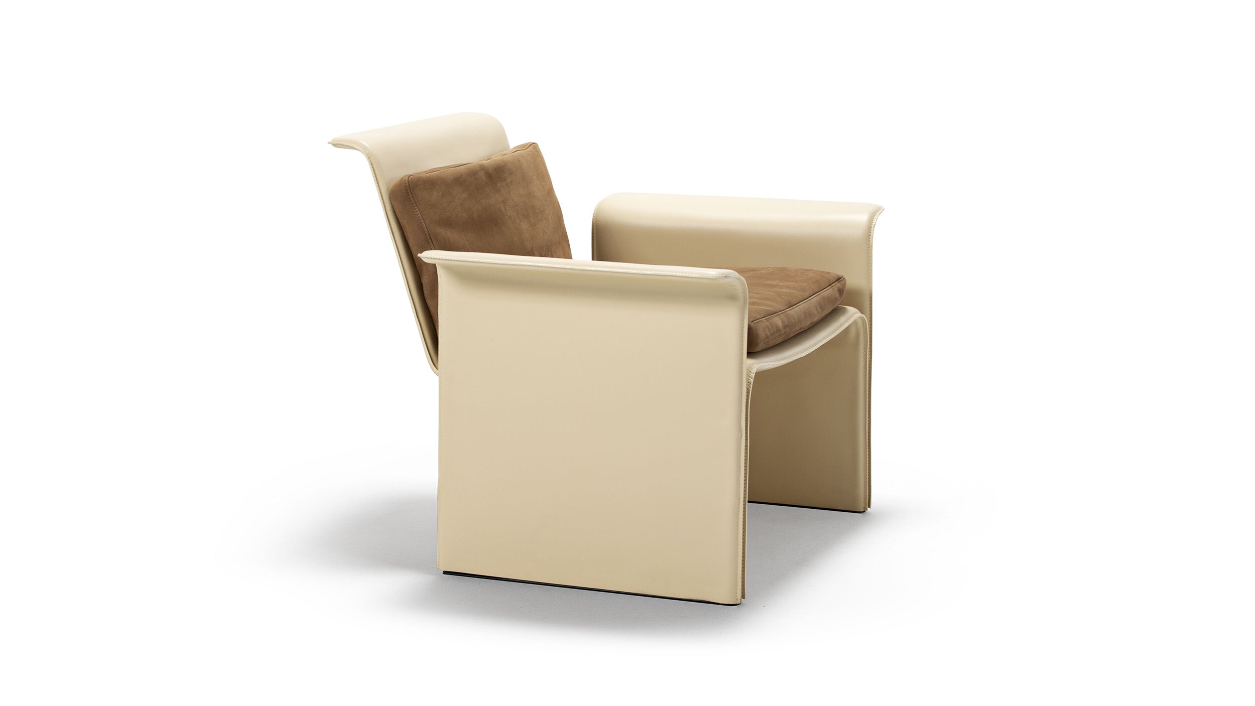 Desktop / Shell Armchair by Exteta