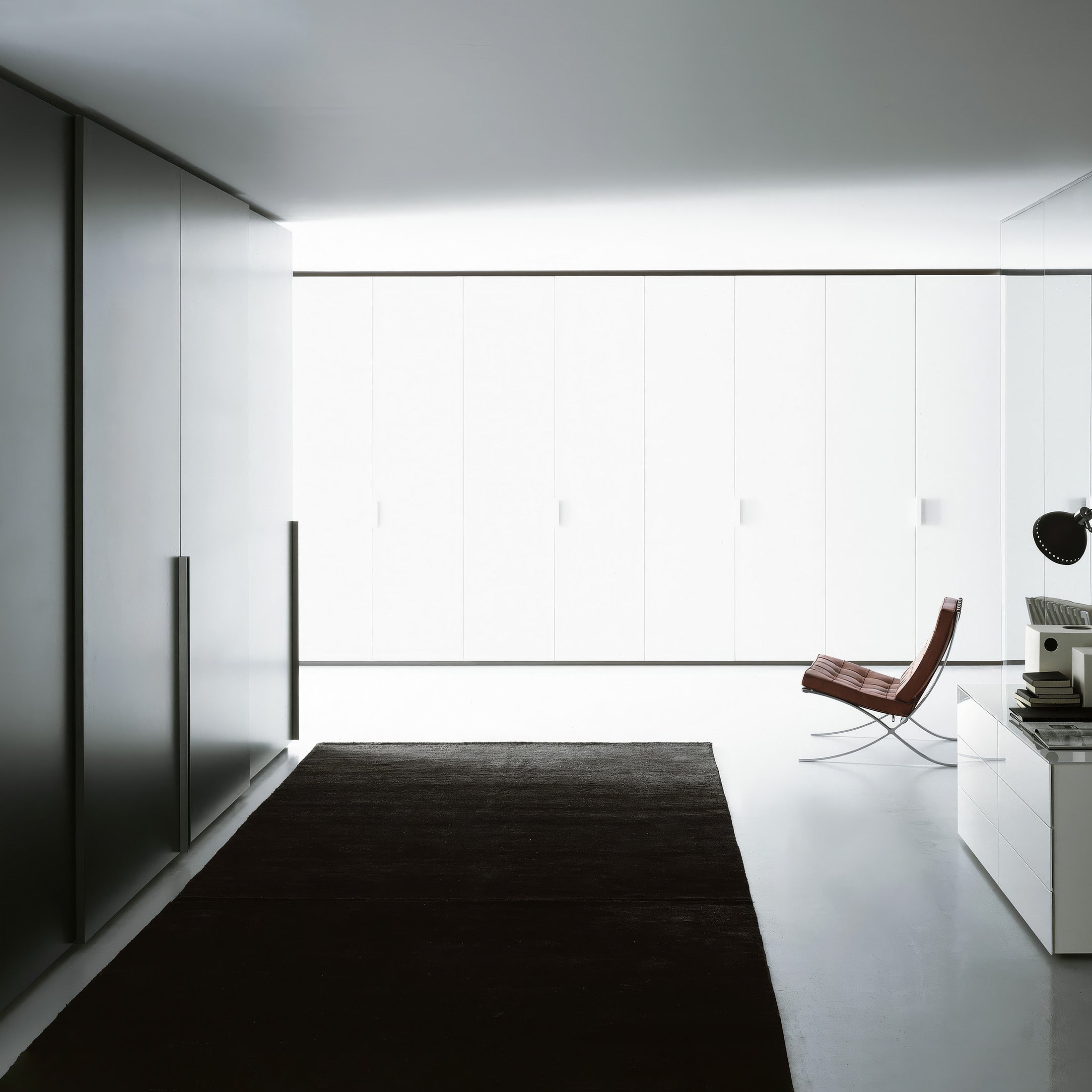 Sliding - Storage Closet by Porro