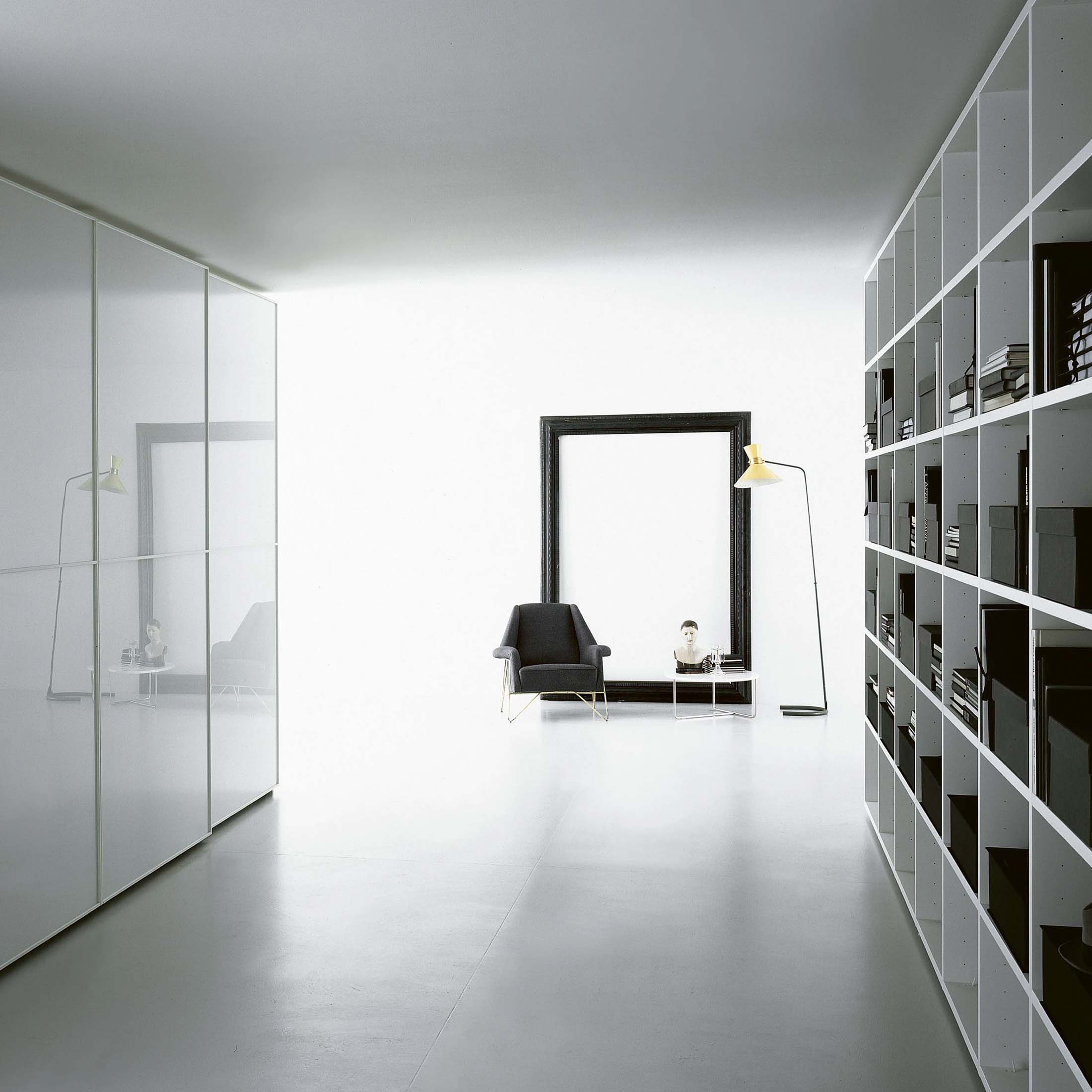 Sliding - Storage Closet by Porro