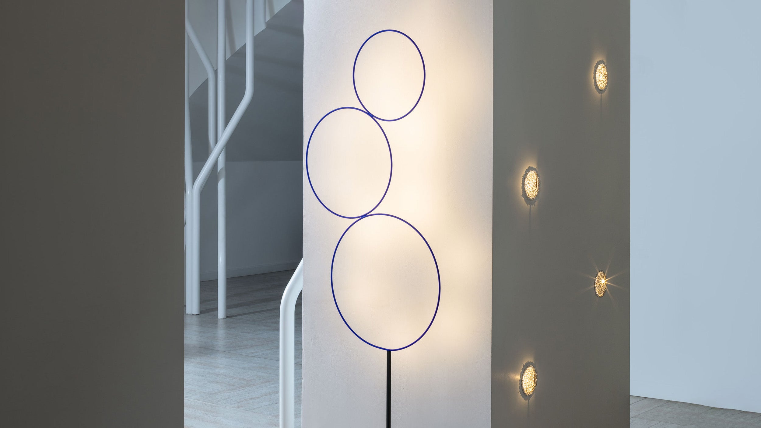 Desktop / Sorry Giotto 3 Floor Lamp, by Catellani & Smith