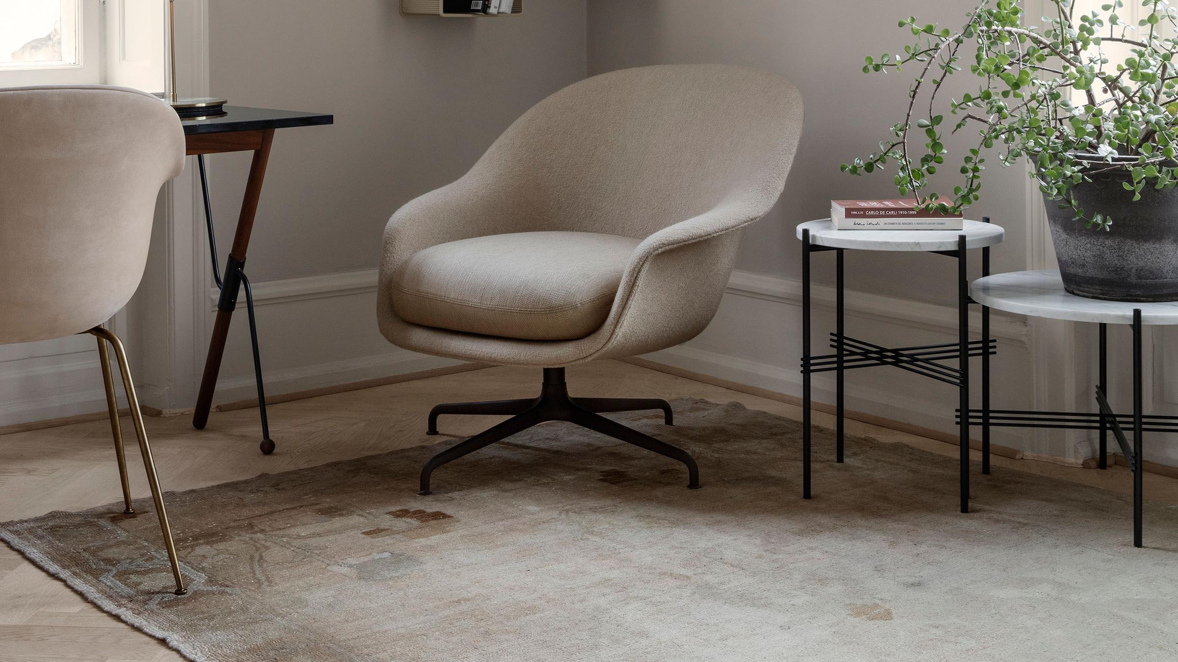 GUBI Side Table TS Side Table