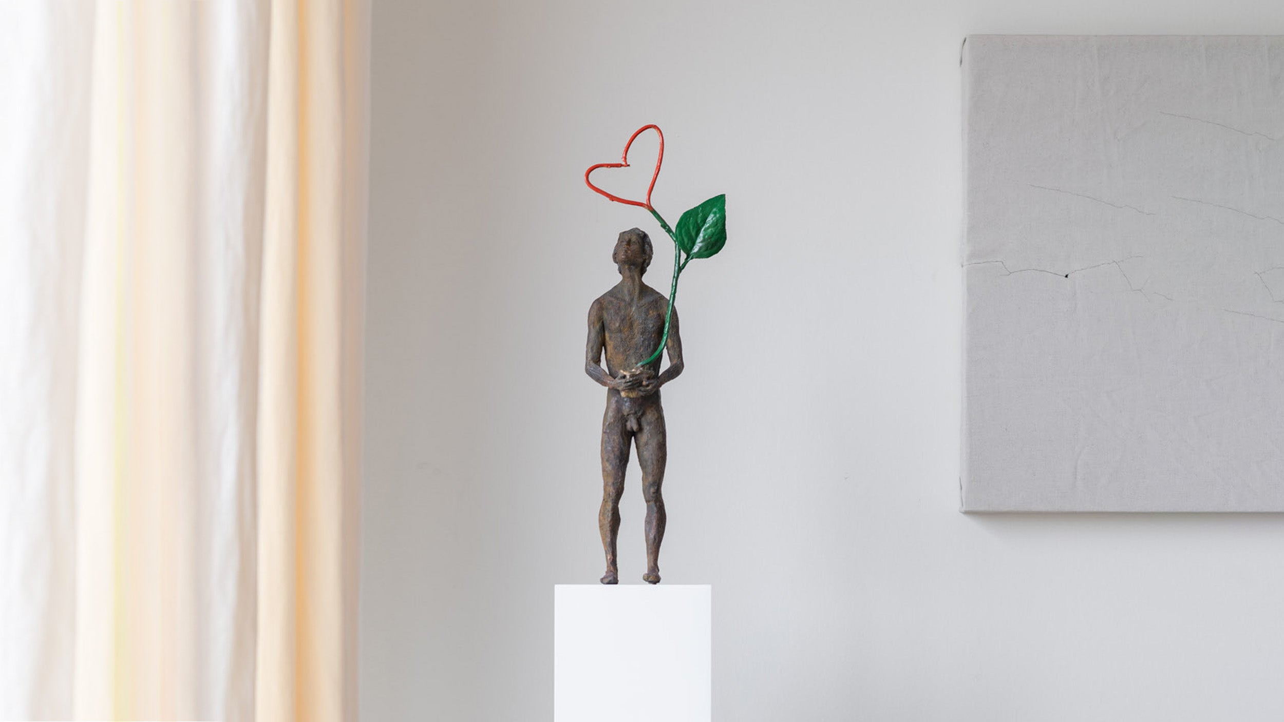 Desktop / Thoughts IV – Love sculpture, designed by Raffaella Benetti for Gardeco