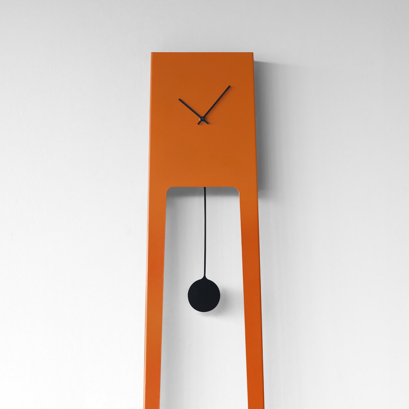 Orange / Mobile / BlackMenu / Tiuku Standing Pendulum Clock, designed by Ari Kanerva
