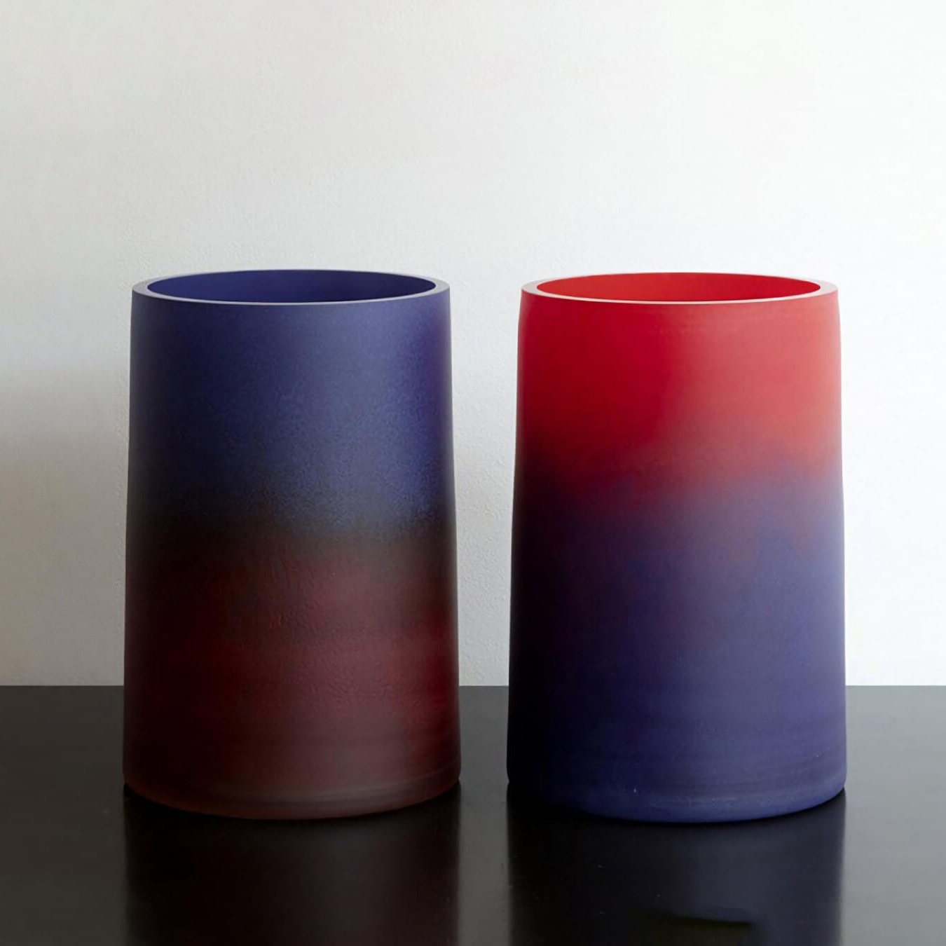 Red Interior/ Mobile / BlackMenu / VCE VCA Vase, designed By Klaar Prims