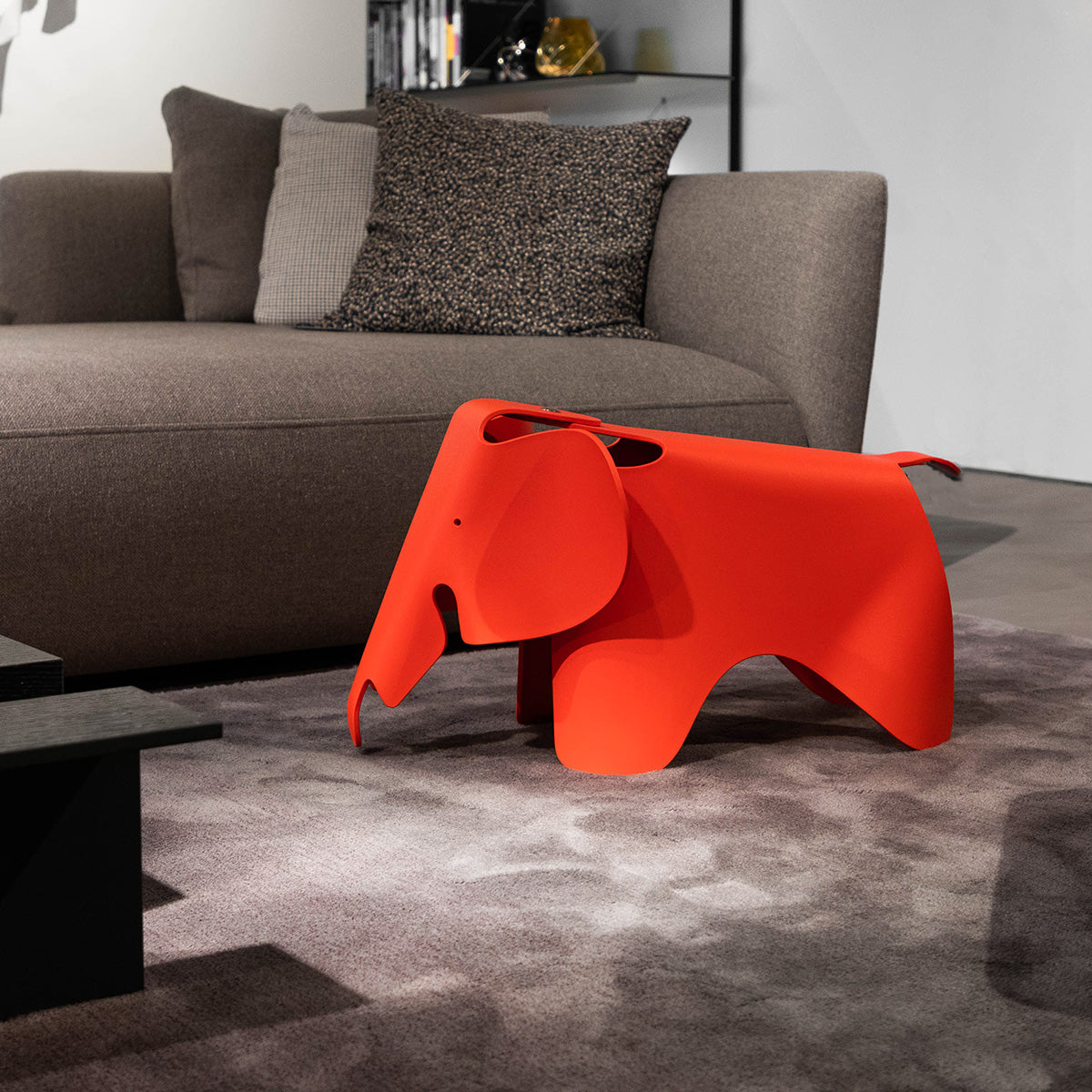 Poppy Red / Mobile / BlackMenu / Eames Elephant, designed by Charles & Ray Eames made by Vitra
