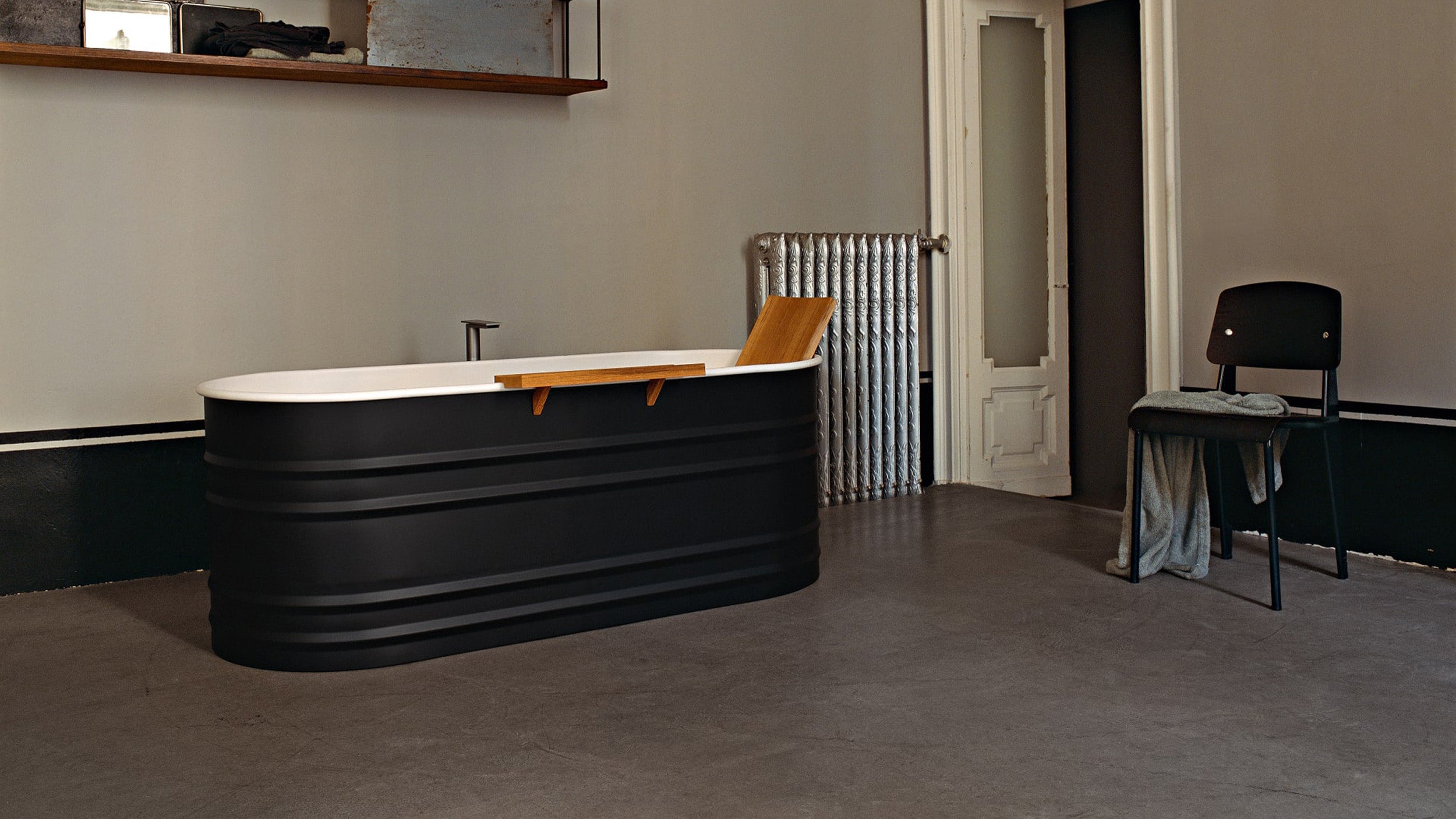 Desktop / Vieques Bathtub, designed by Patricia Urquiola for Agape