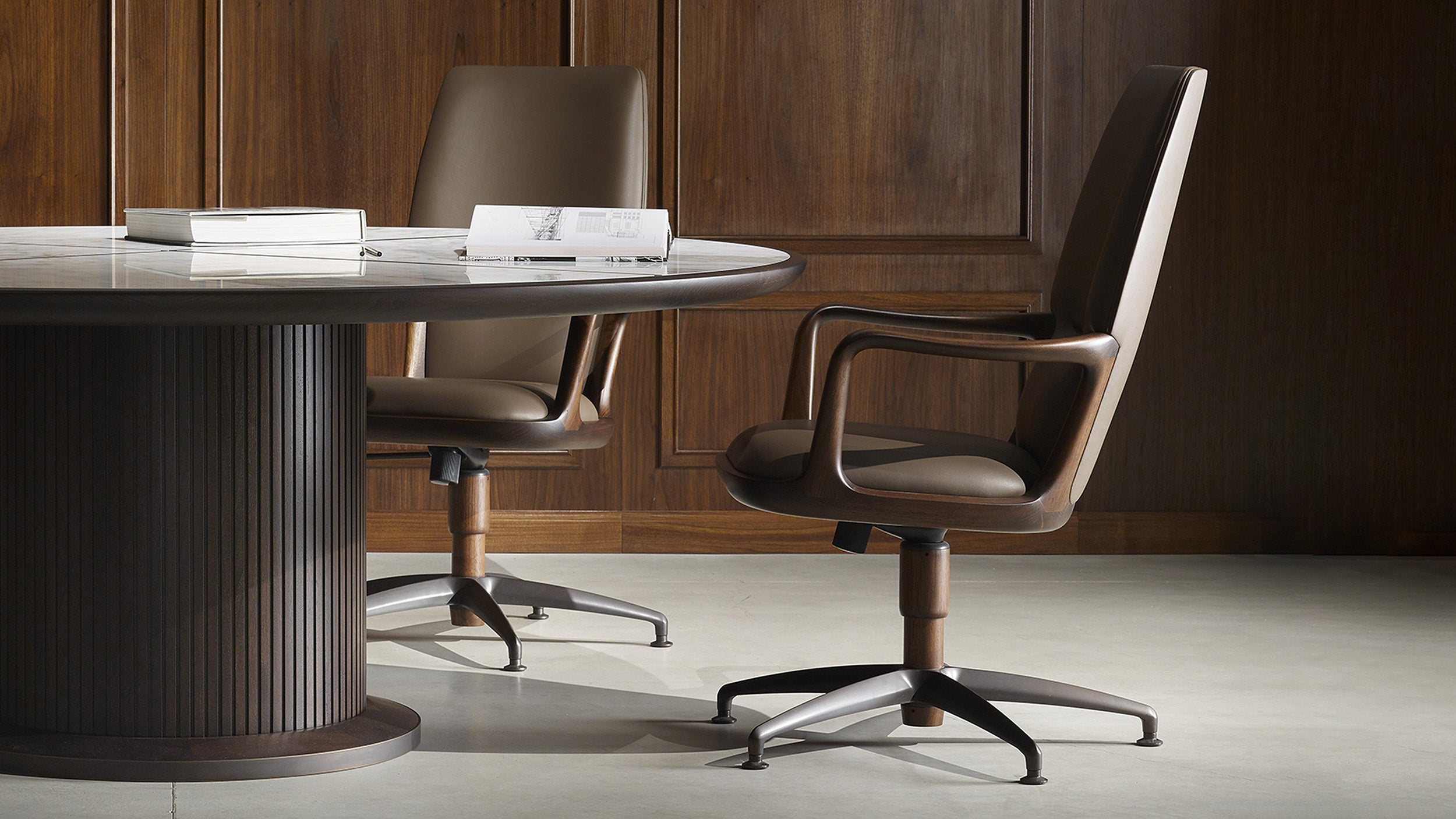 Desktop / Vossia, designed by Giuseppe Casarosa for Ceccotti Collezioni