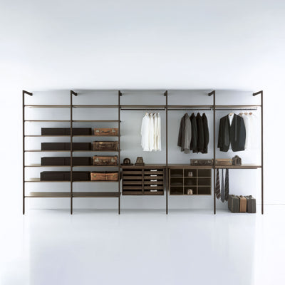 Walk-in closet - Storage Closet by Porro