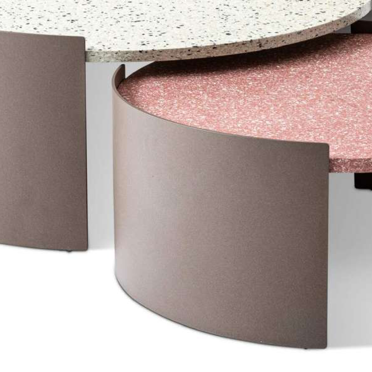Mobile / WhiteMenu / Bowy, designed by Patricia Urquiola made by Cassina