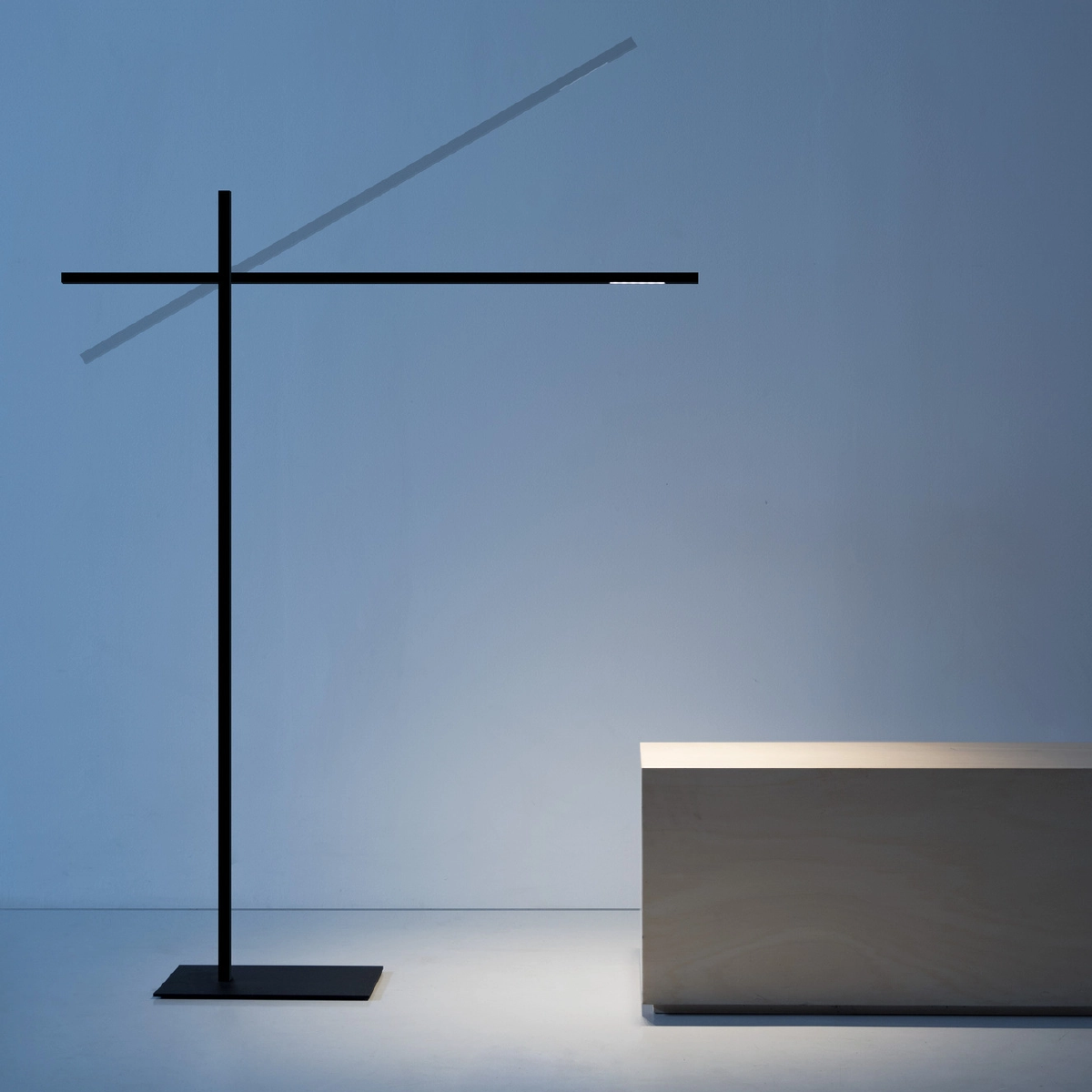 Mobile / WhiteMenu / Hashi, designed by Davide Groppi