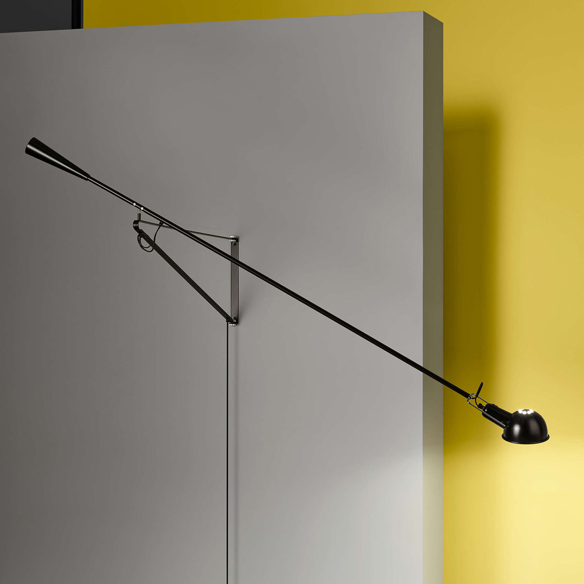 Mobile / 265 Wall Lamp, designed by Paolo Rizzatto made by Flos 