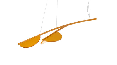Desktop / Almendra, designed by Patricia Urquiola made by Flos 