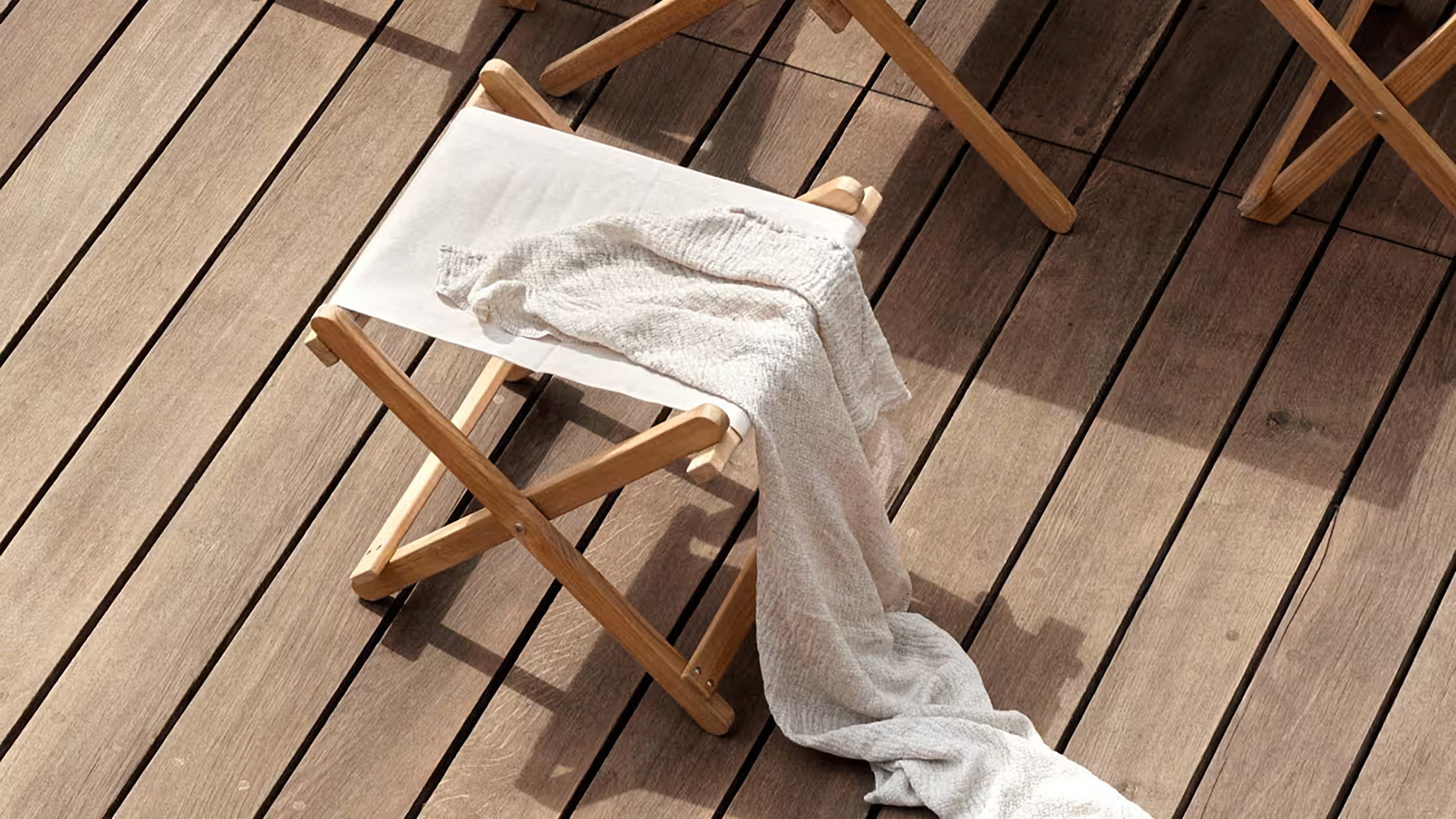 Desktop / BM5768 Deck Chair Footstool, designed by Børge Mogensen for Carl Hansen and Søn