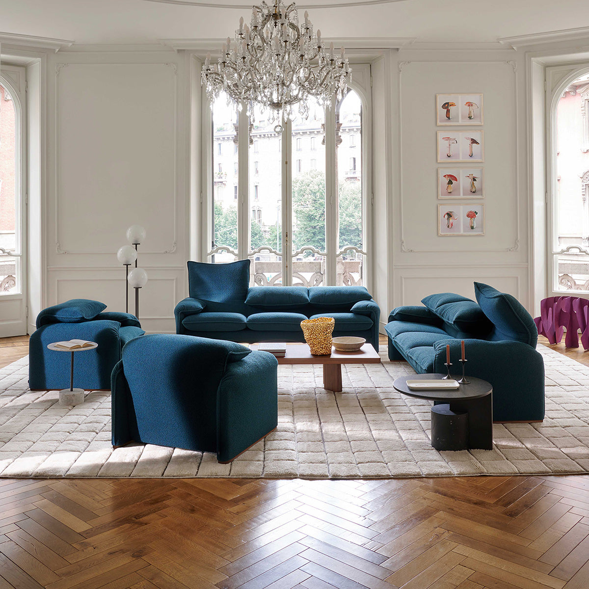 Mobile / Maralunga, designed by Vico Magistretti for Cassina 