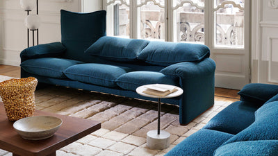 Desktop / Maralunga, designed by Vico Magistretti for Cassina 