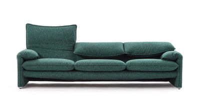 Desktop / Maralunga, designed by Vico Magistretti for Cassina 