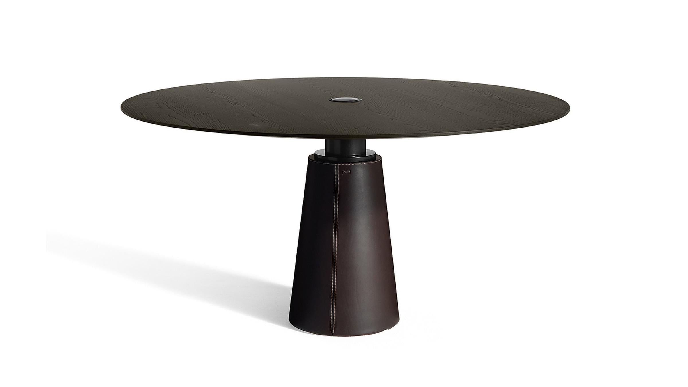 Poltrona Frau Table Mesa Due Round Table