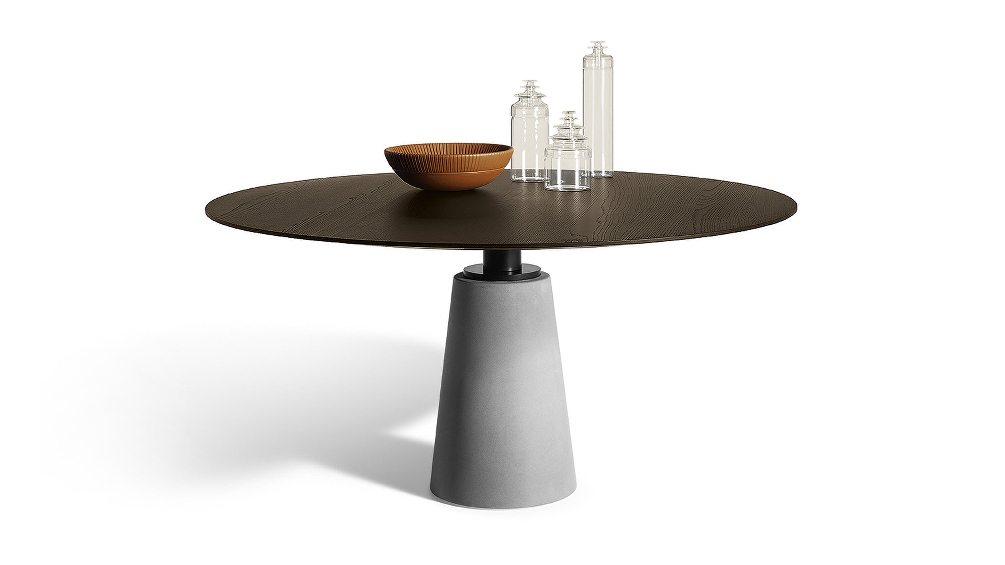 Desktop / Mesa Due Round Table, designed by Lella and Massimo Vignelli for Poltrona Frau 