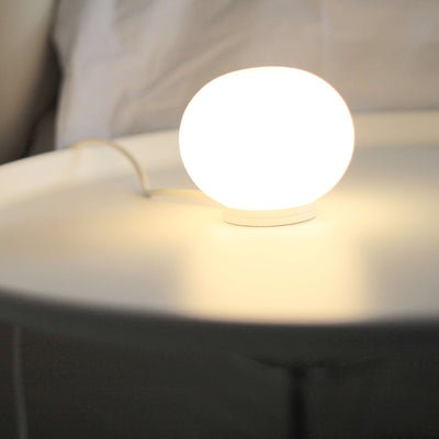 Mobile / Mini Glo-Ball Table Lamp designed by Jasper Morrison made by Flos 