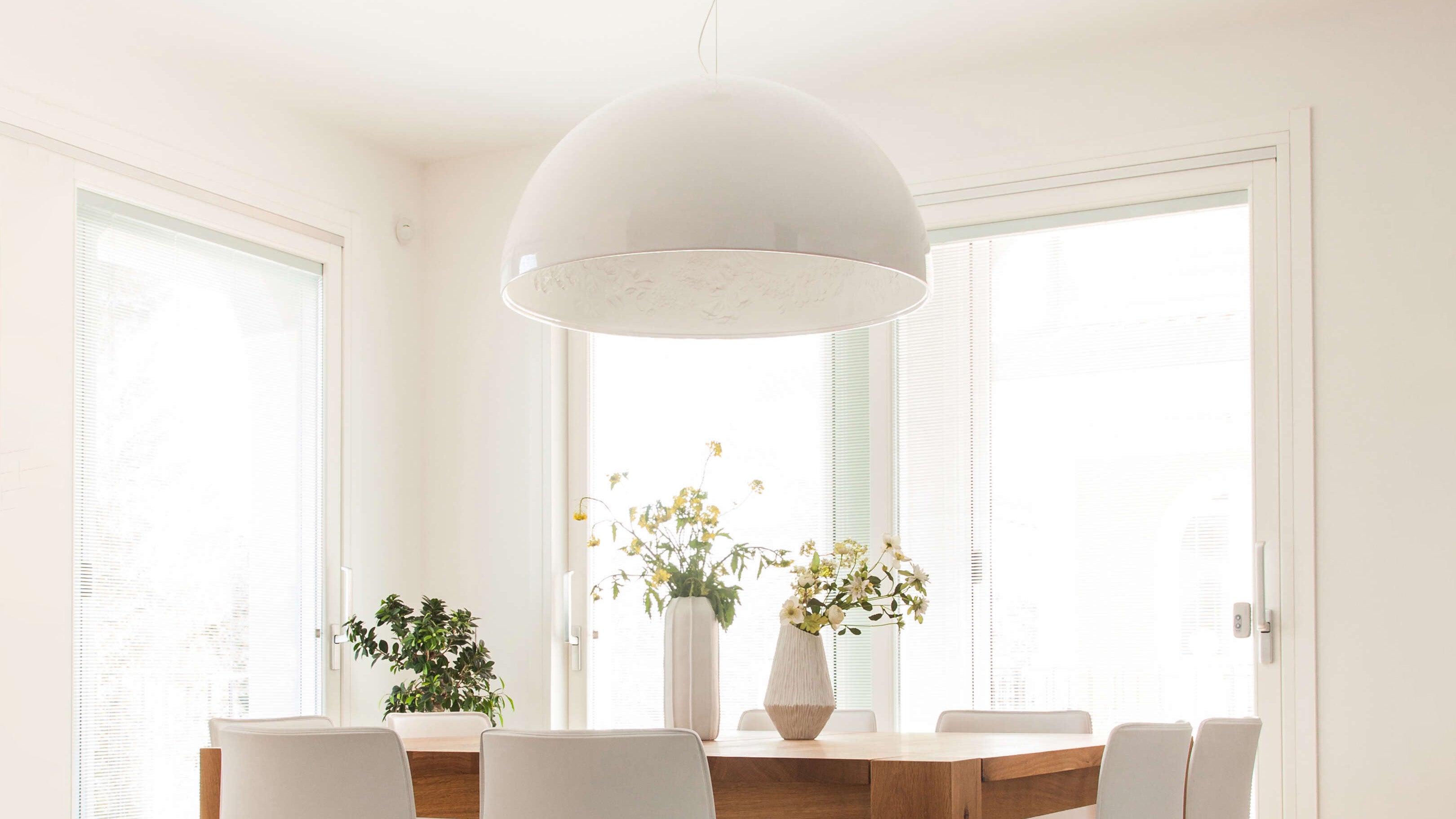 White / Desktop / Skygarden 1, designed by Marcel Wanders made by Flos 