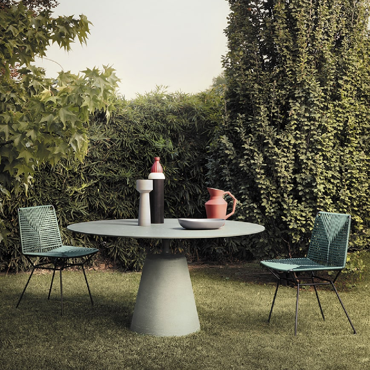 Mobile / WhiteMenu / Neil Twist, designed by Jean Marie Massaud