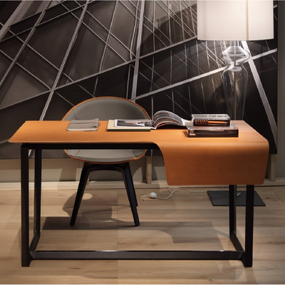 Poltrona Frau Desk Fred