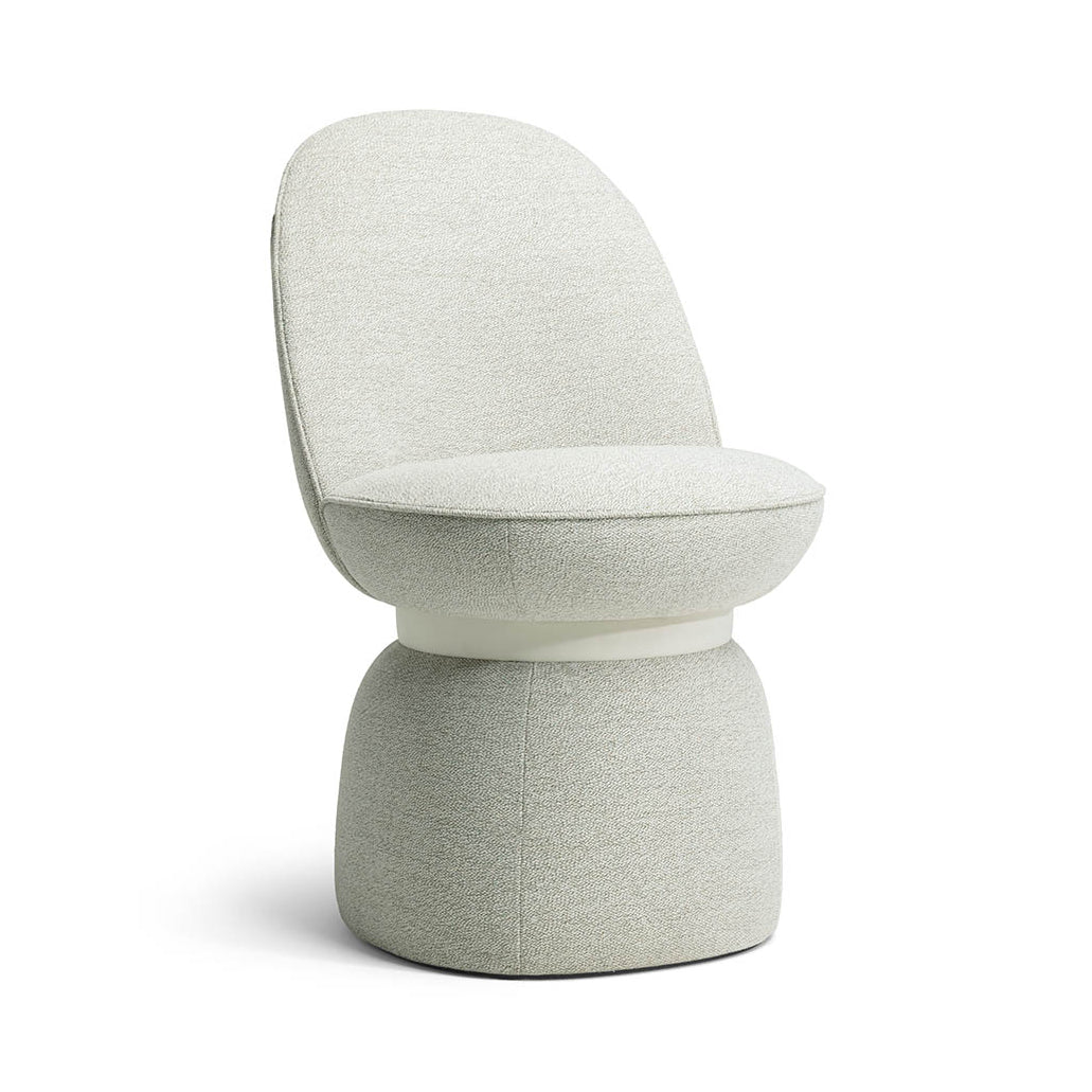 Mobile / Leplì Chair, designed by Kensaku Oshiro for Poltrona Frau