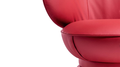 Desktop / Leplì Small Armchair, designed by Kensaku Oshiro for Poltrona Frau
