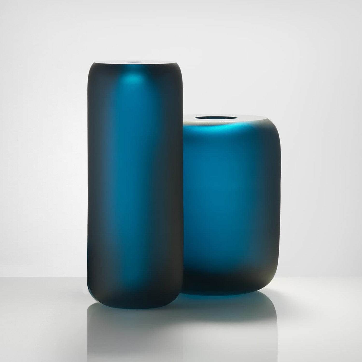 Turquoise / High / Mobile / Termoska Vase, designed by Anna Torfs