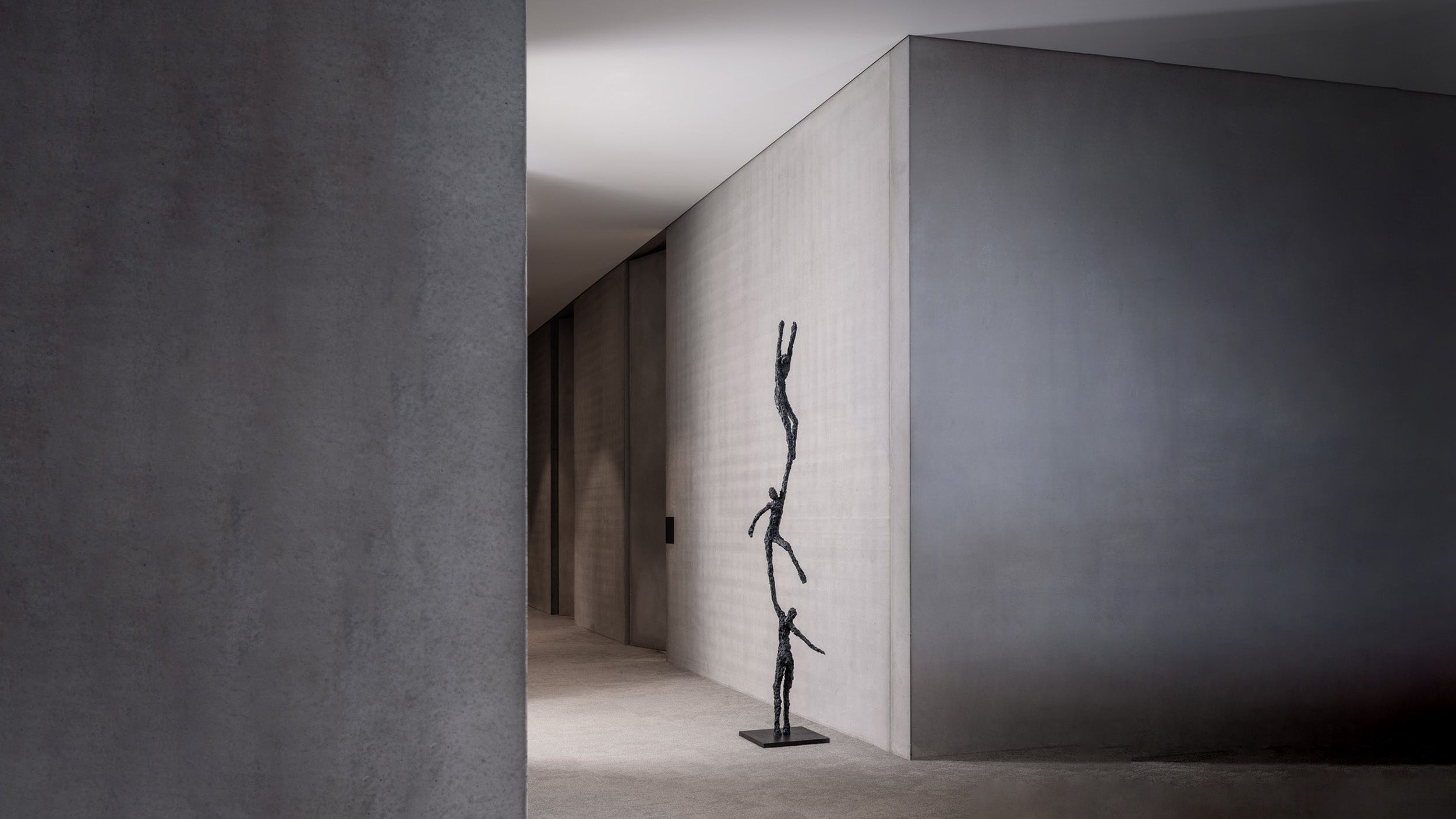 Desktop / To Grab sculpture, designed by Ann Vrielinck for Gardeco