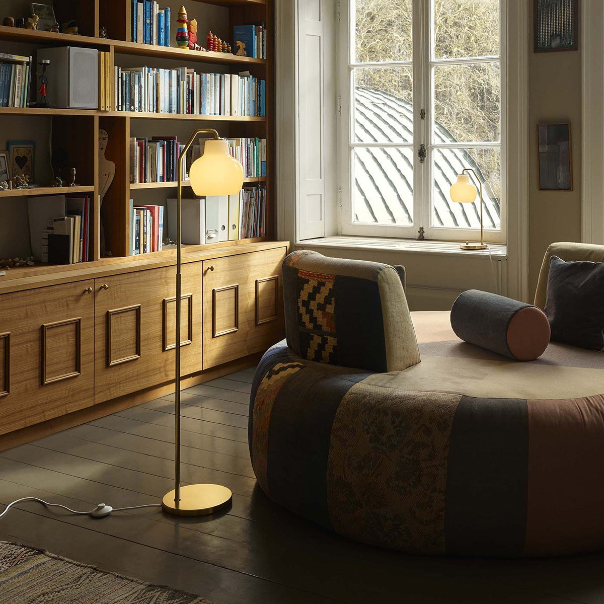VL Ring Crown Floor Lamp
