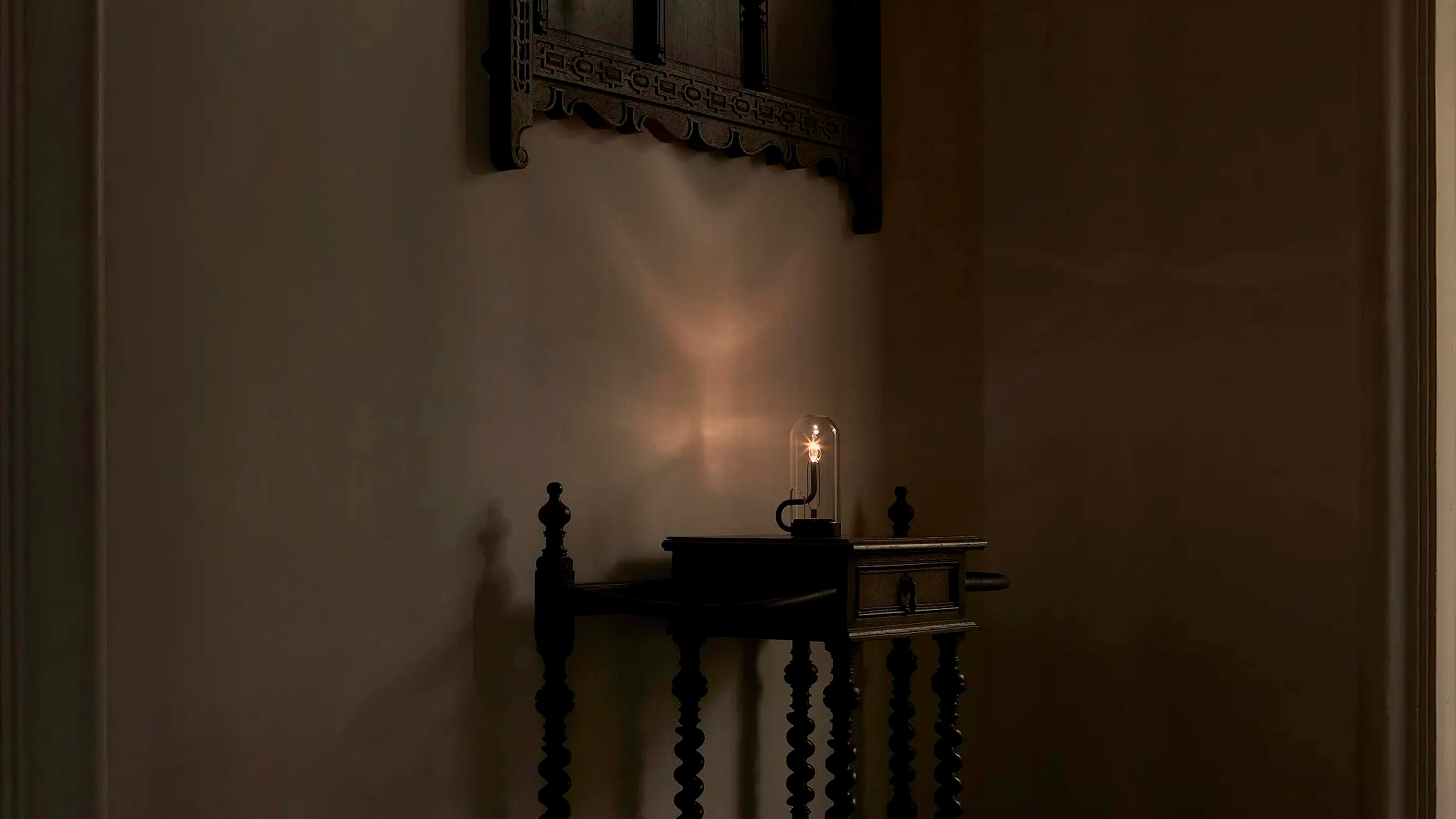 Black / Desktop / WhiteMenu / Hymn Cordless Lamp, designed by Hiroto Yoshizoe made by Ambientec