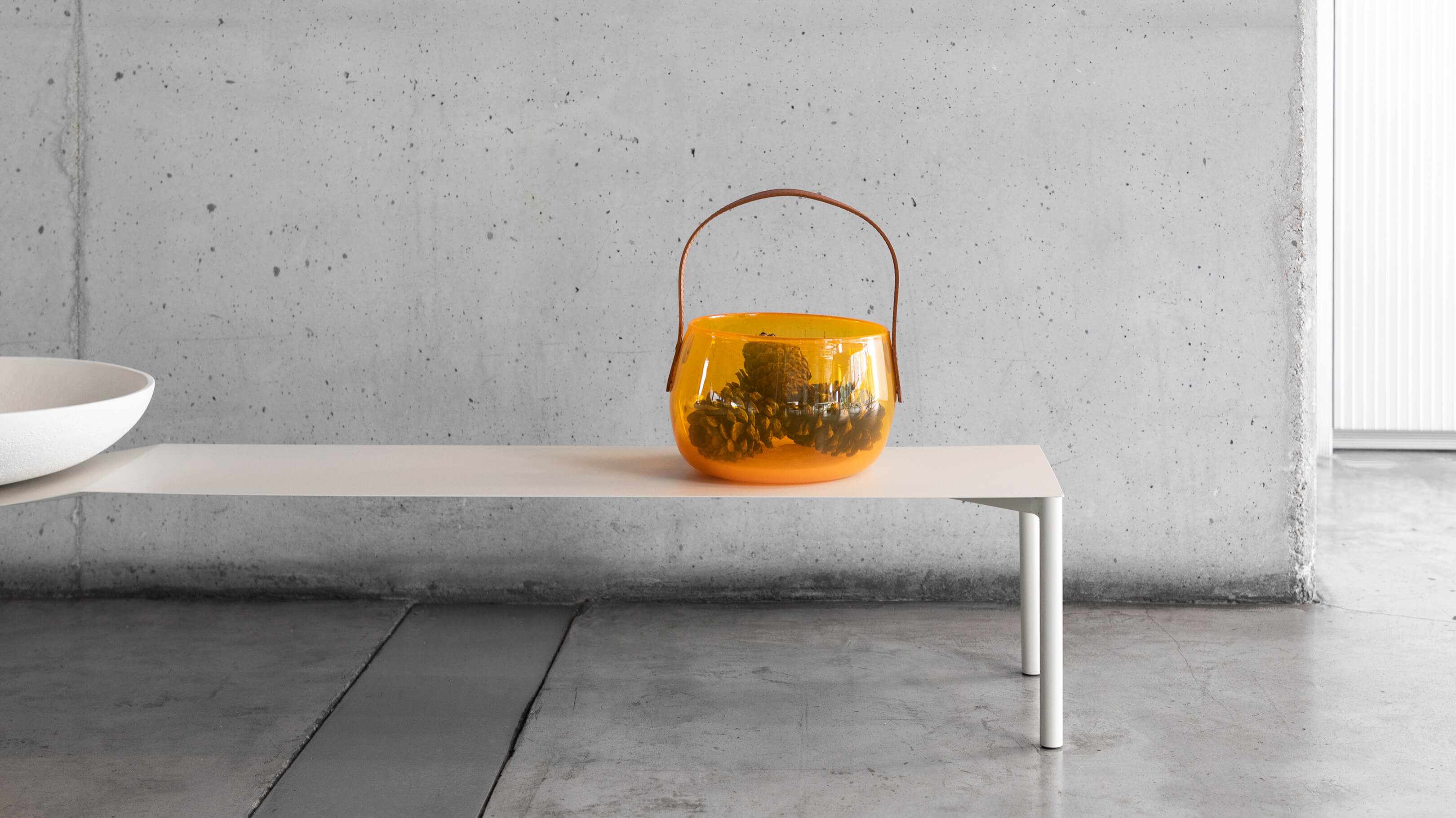 Saffron / Desktop / BlackMenu / Shopper Glass Bowl, designed by Atelier de Verre Anvi