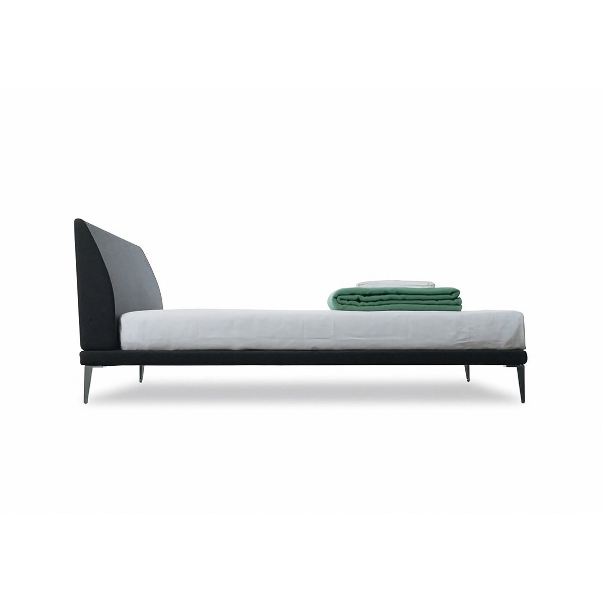 GeneralOption / Mobile / BlackMenu / Bed designed by Jasper Morrison